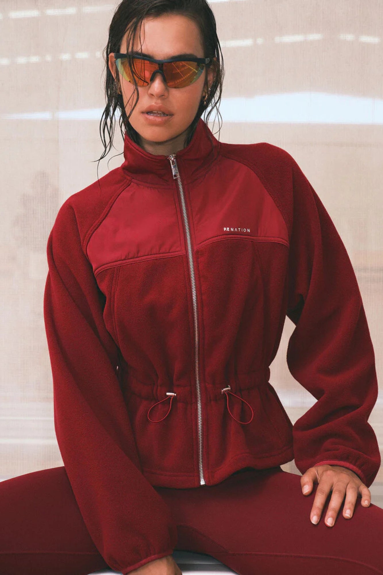 FORM JACKET IN CABERNET