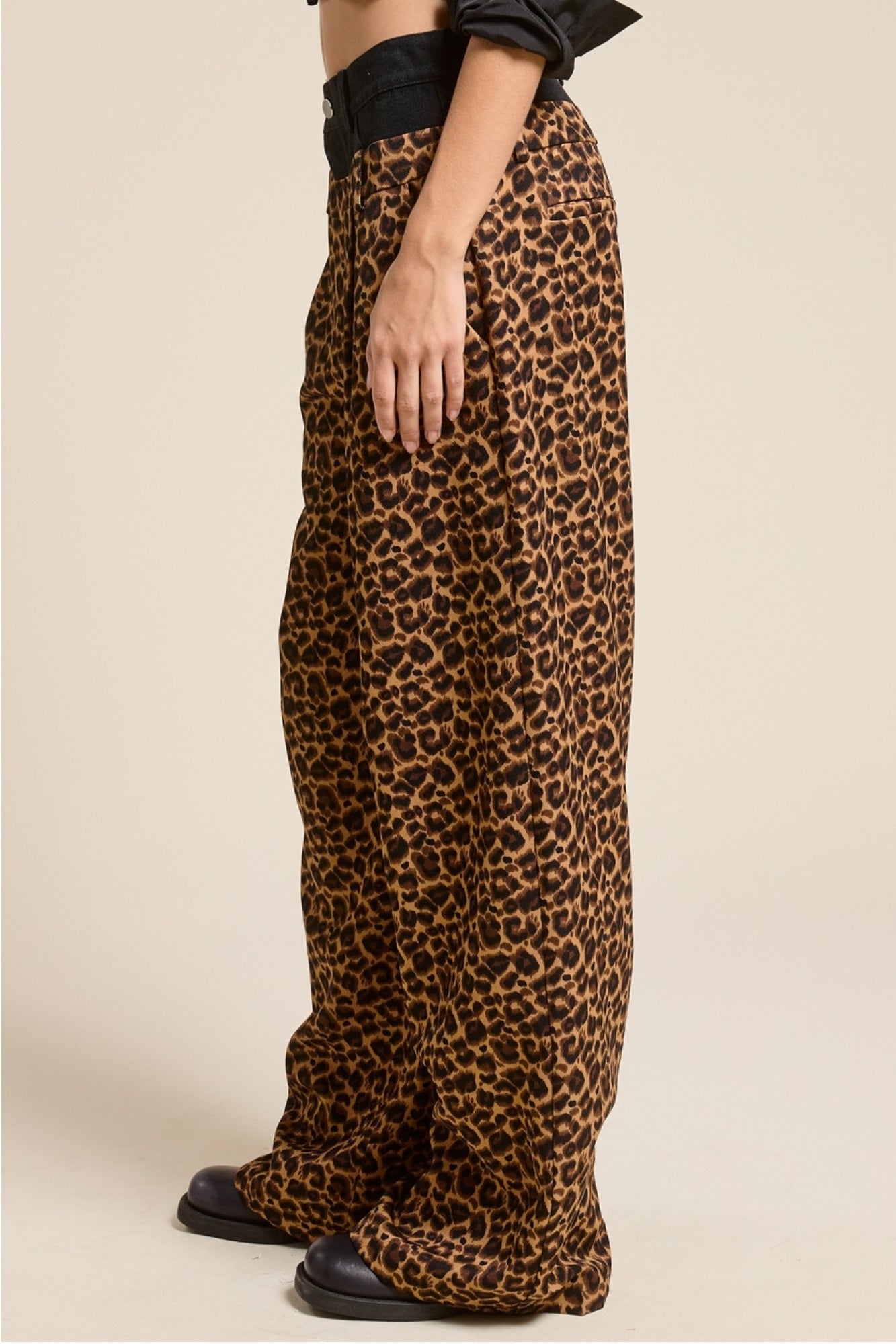 LEOPARD PRINT WIDE LEG PANT WITH DENIM WAIST