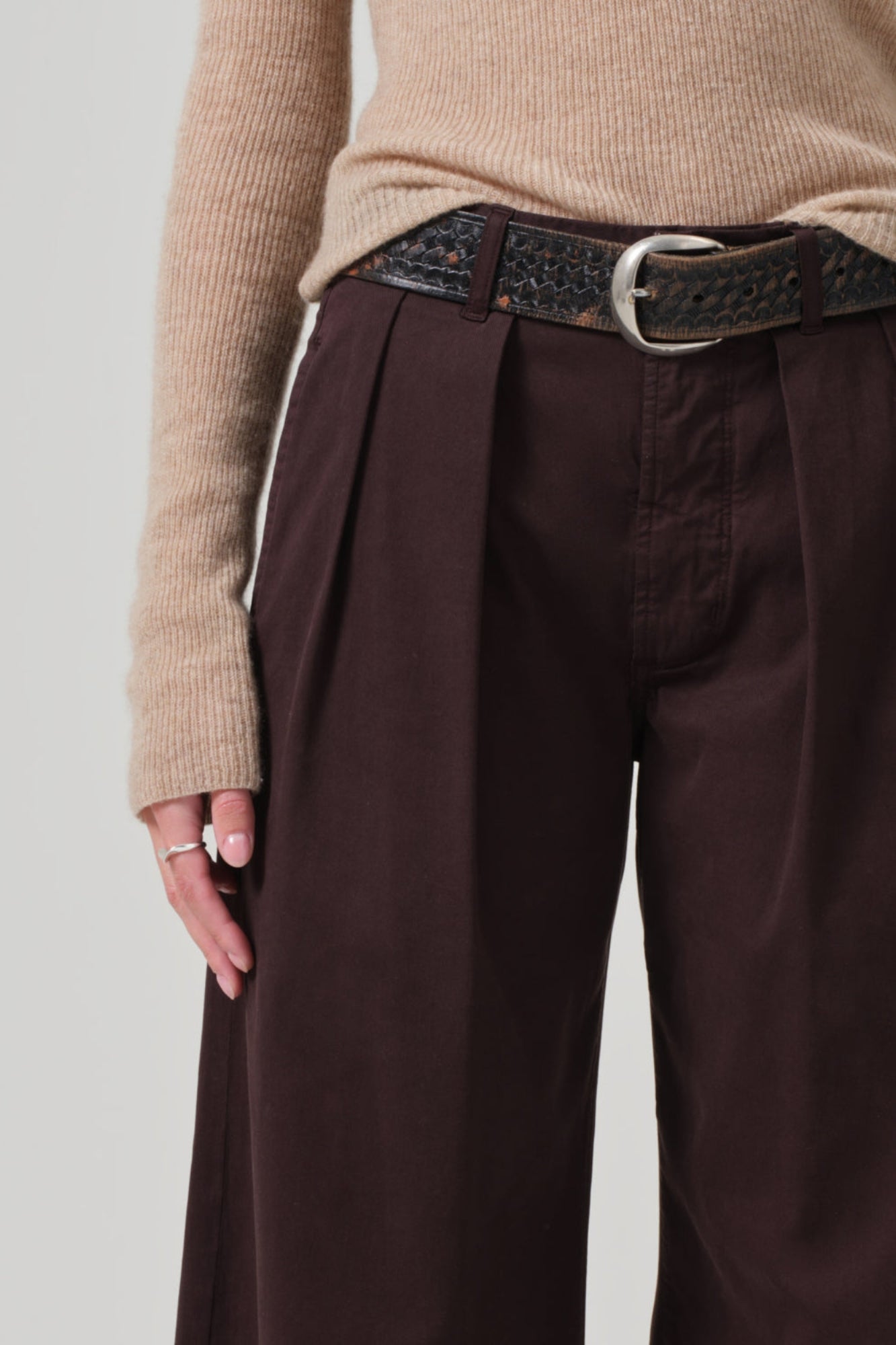 PETRA PLEATED CLOVE TROUSER
