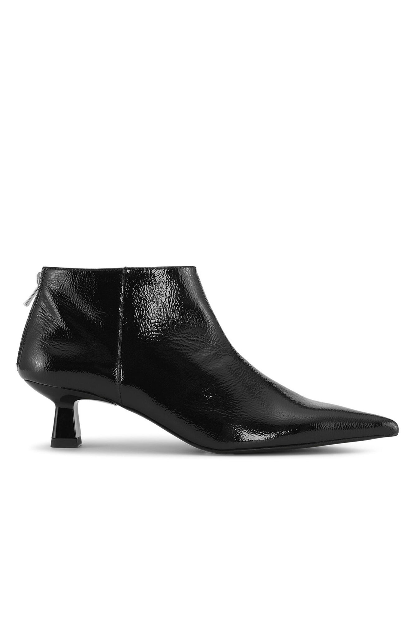 SOFT POINTY CROP BOOT BLACK NAPLACK