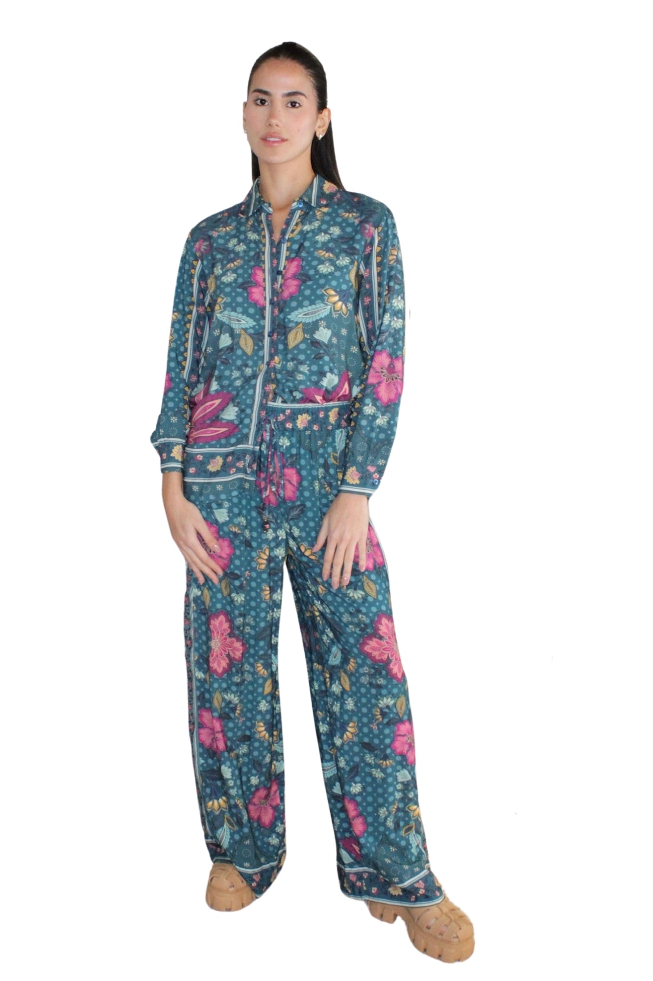 CIANITA AMARAL SET