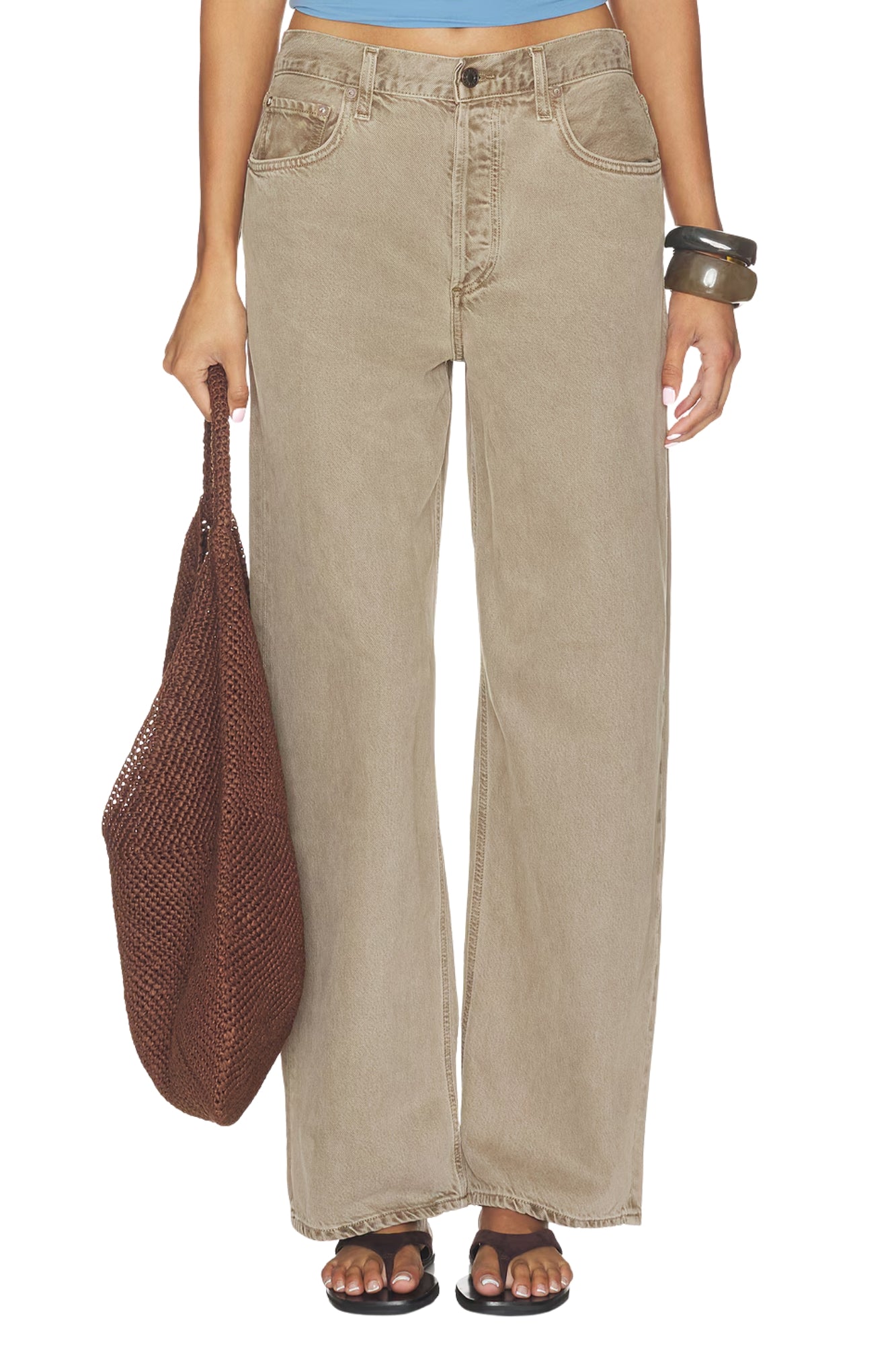 LOW SLUNG BAGGY BROWN IN TRAIL