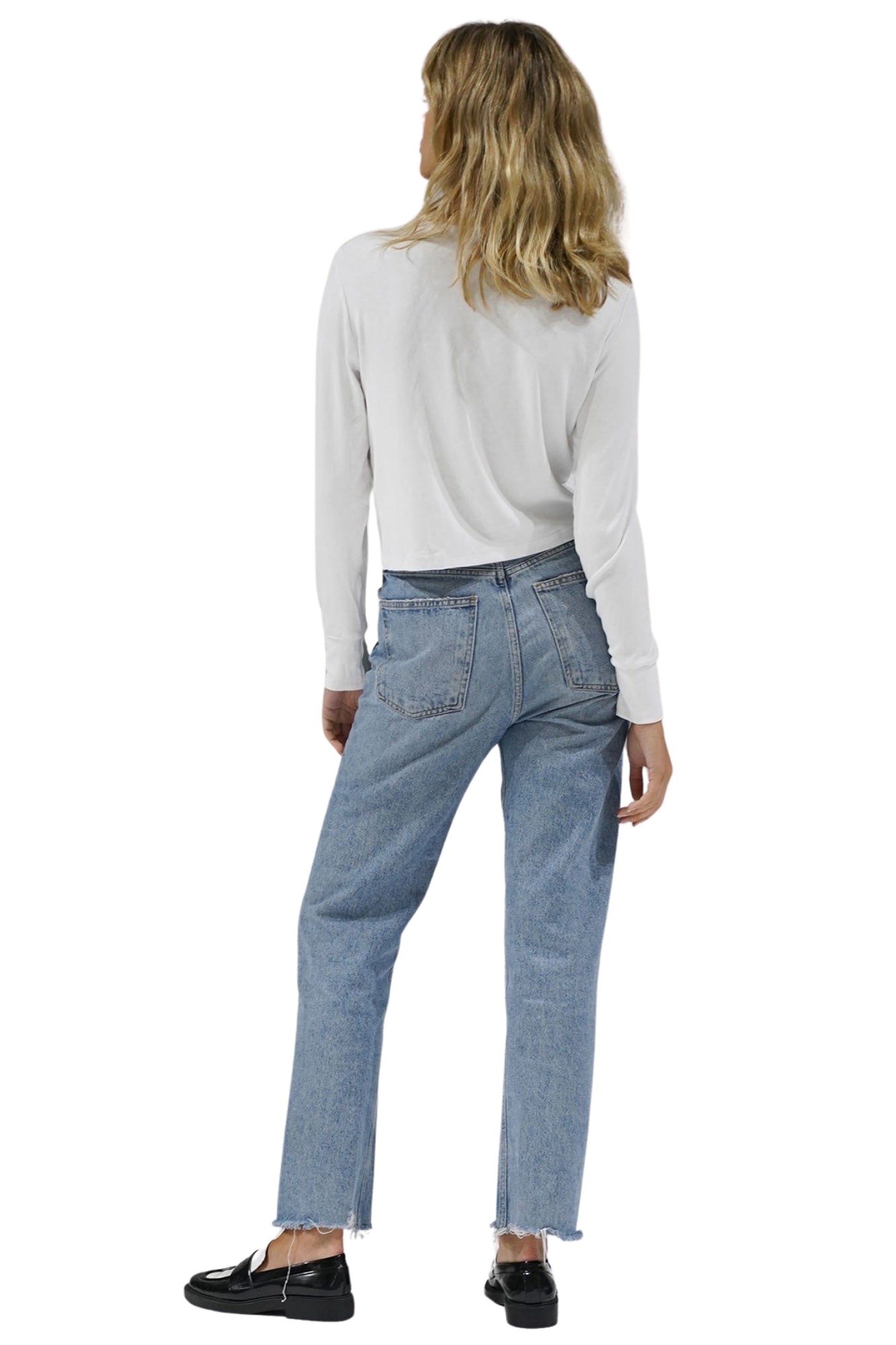 LONG SLEEVE WHITE RIBBED CREW