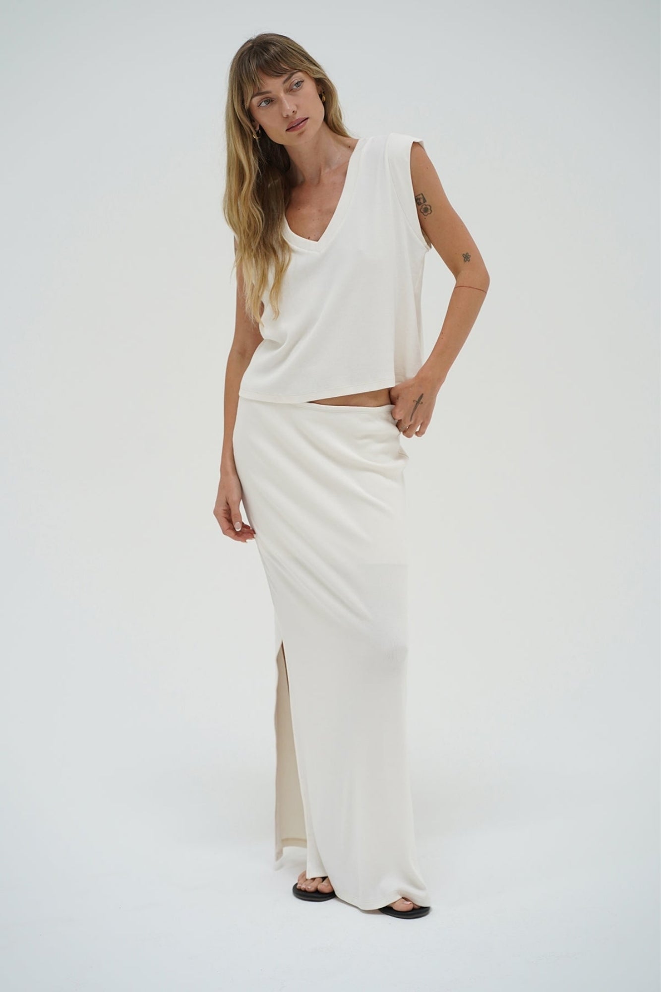 ORO RIBBED SLEEVELESS WHISPER WHITE