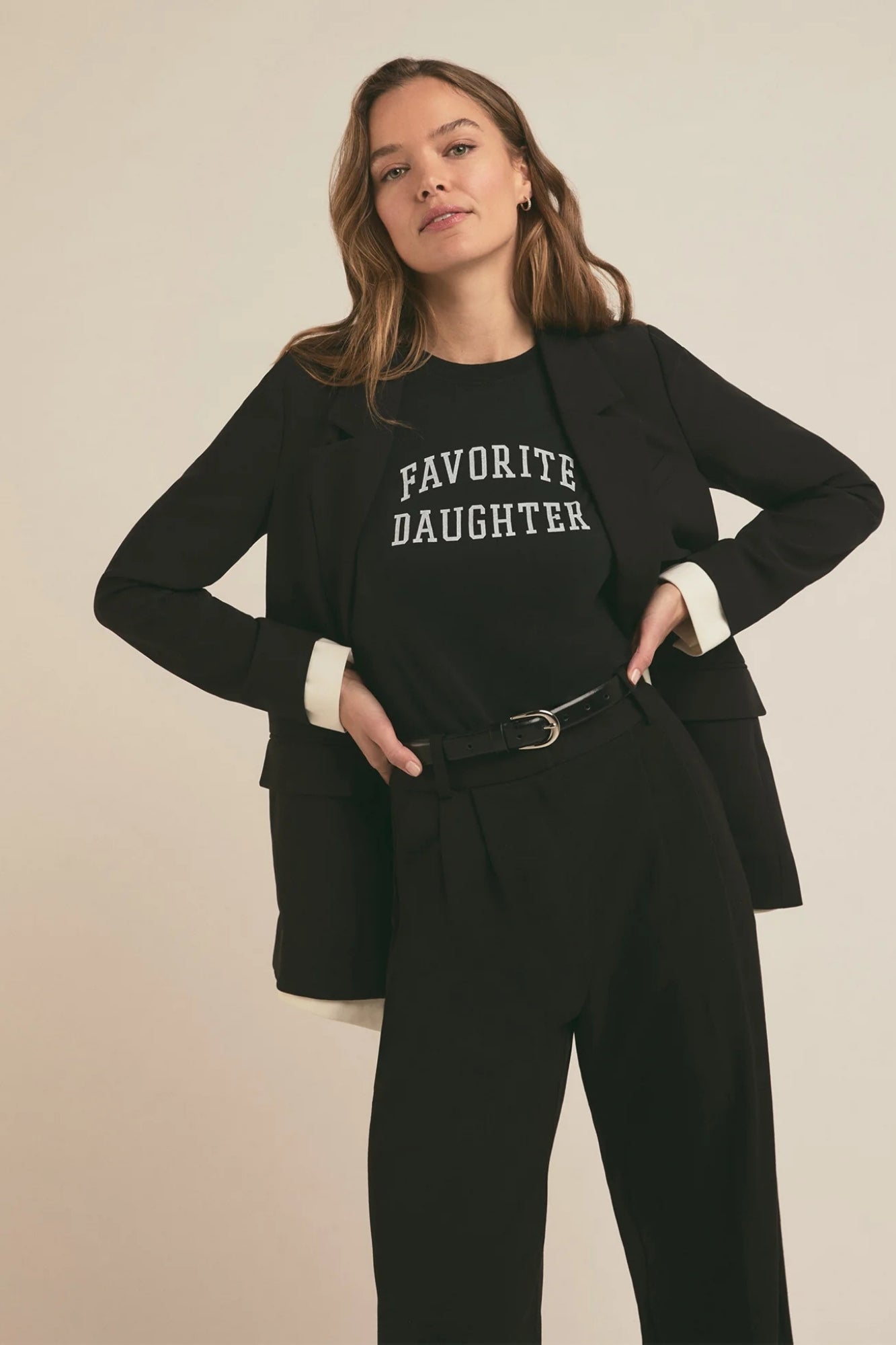 FAVORITE DAUGHTER CROPPED COLLEGIATE BLACK AND WHITE TEE