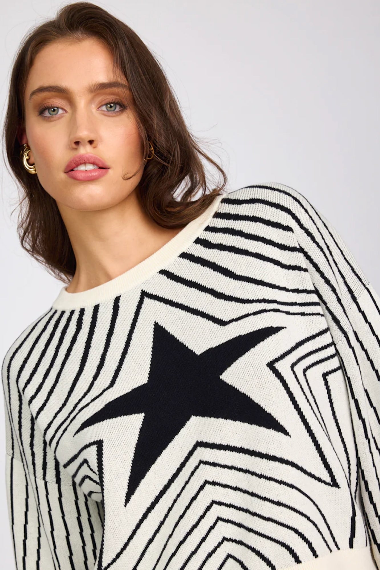 STAR GAZING KNITTED SWETAER