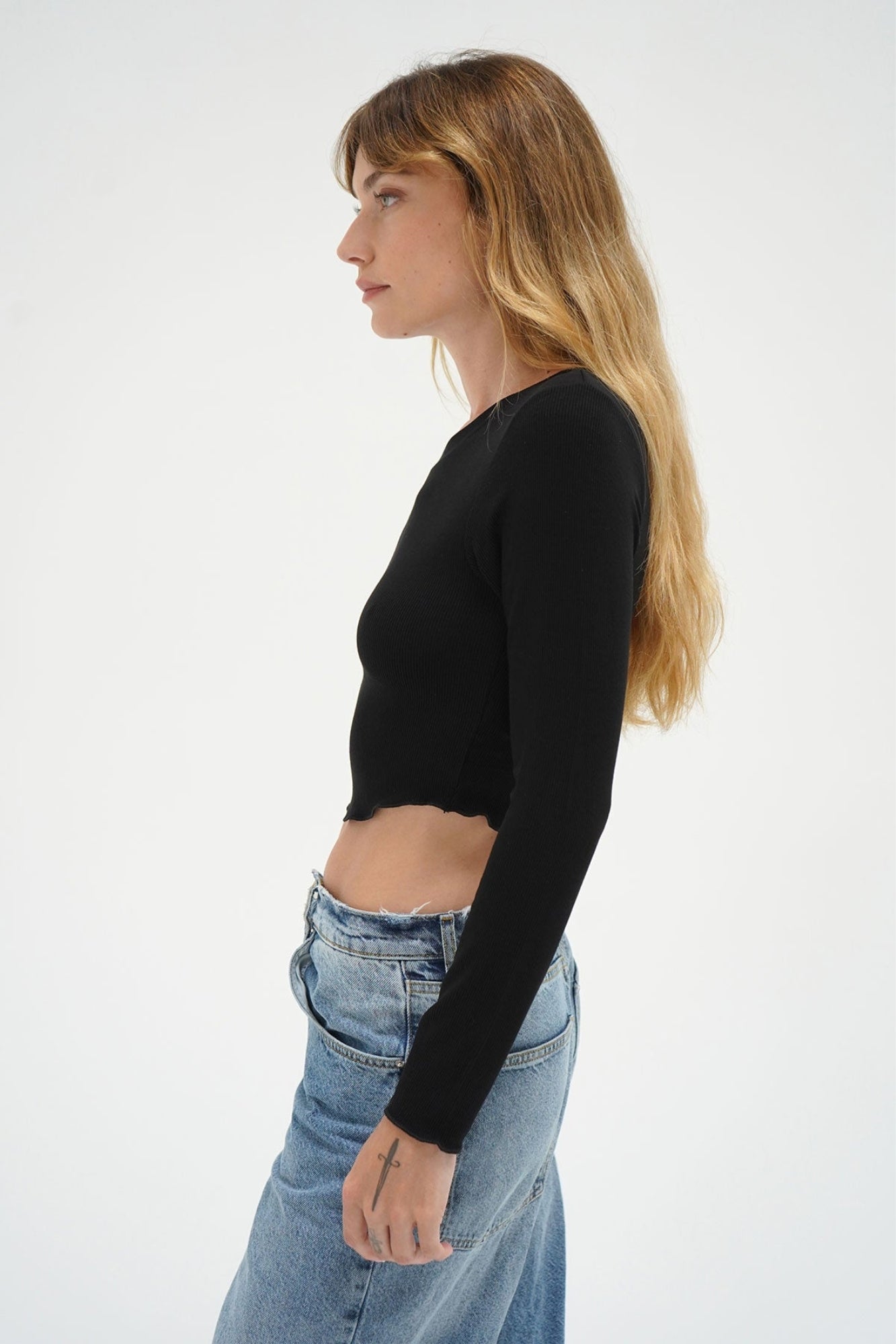 ARYA COTTON RIBBED BLACK LONG SLEEVE