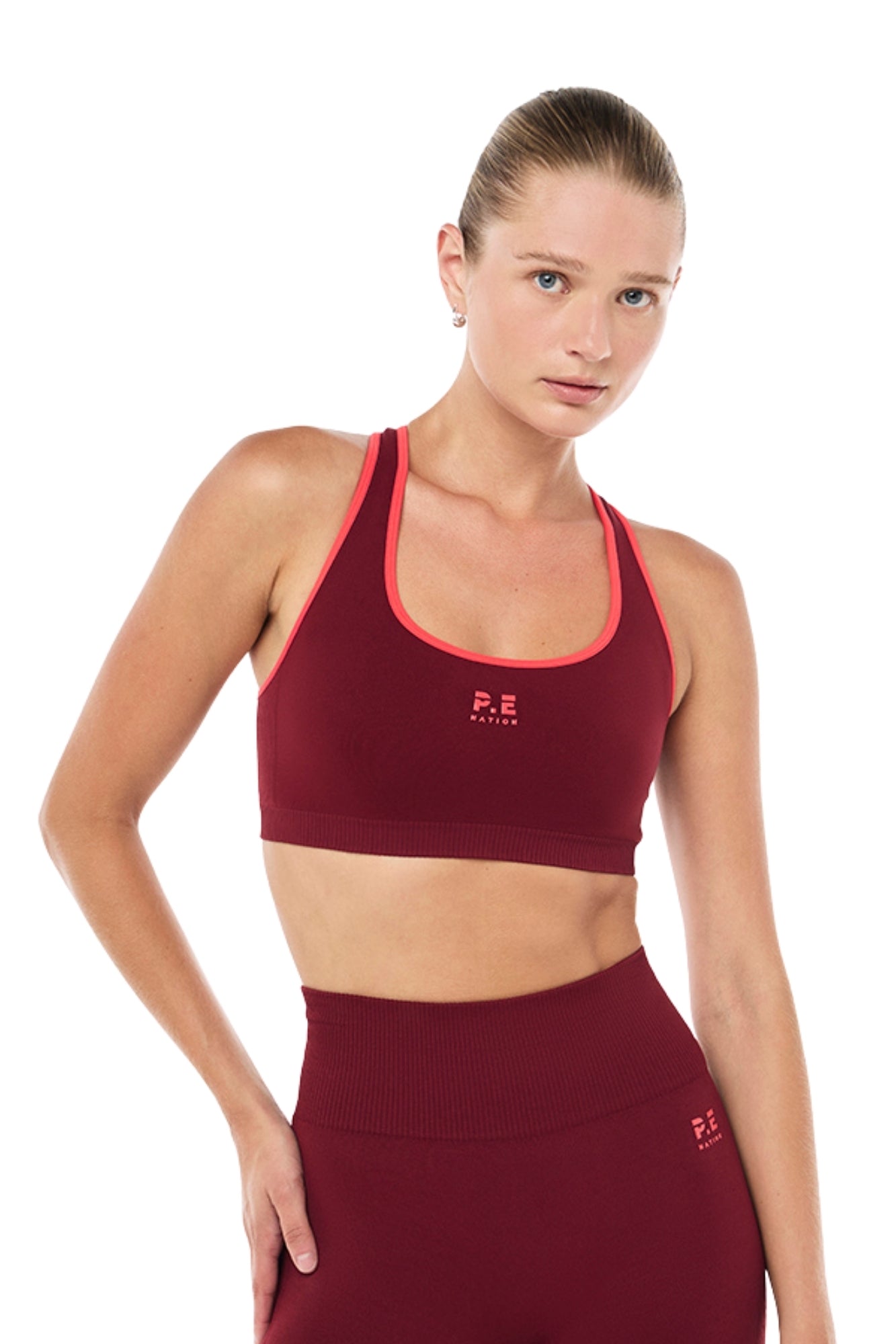 ADAPTION SEAMLESS SPORT BRA IN CABERNET AND STRAWBERRY