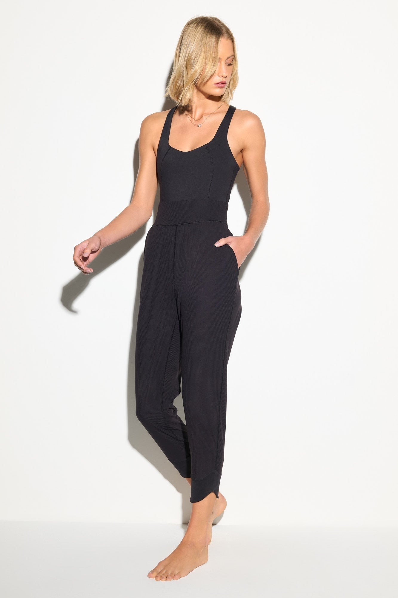 WANDER BLACK JUMPSUIT