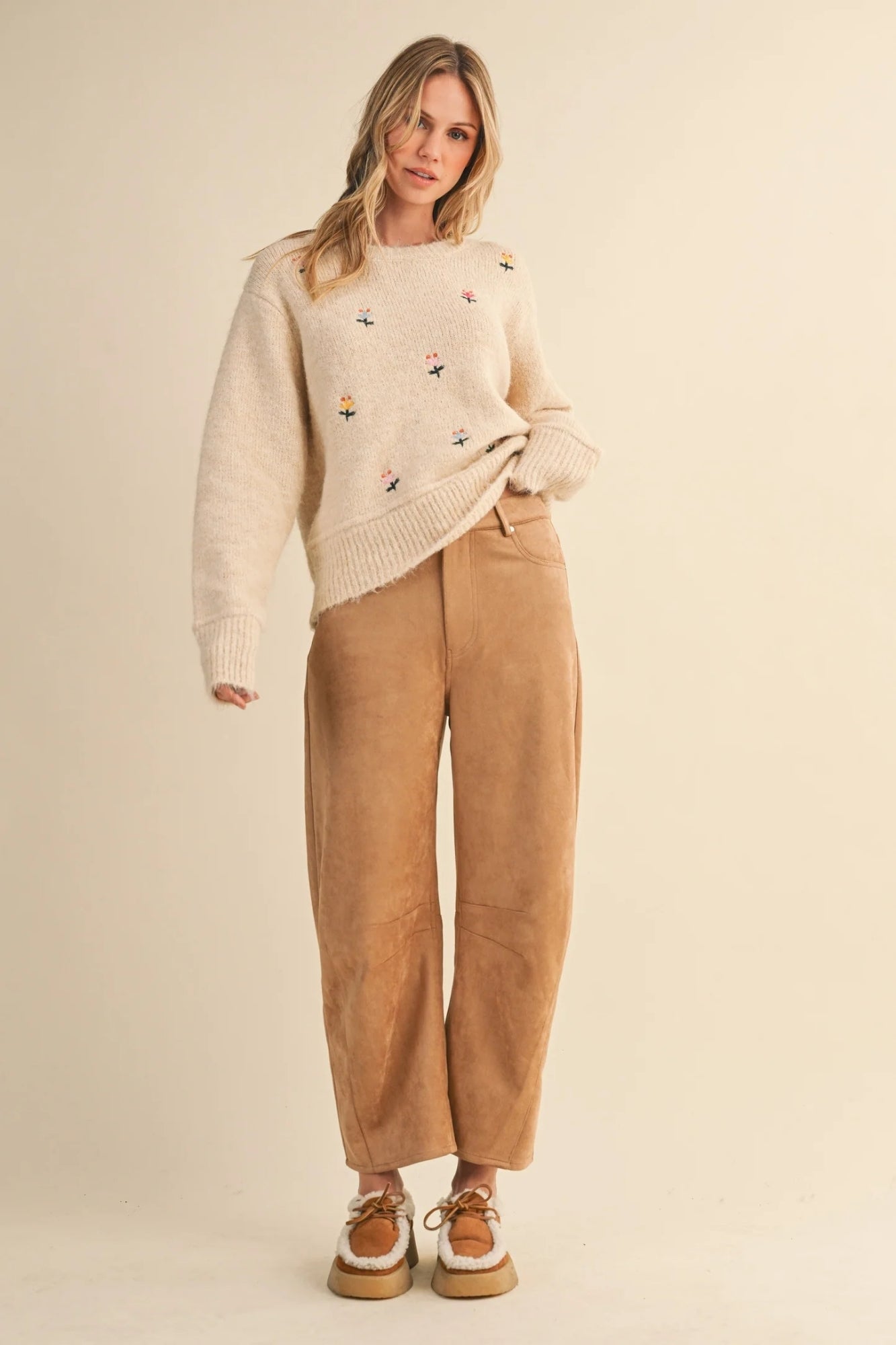 SUEDE BARREL TAUPE PANTS