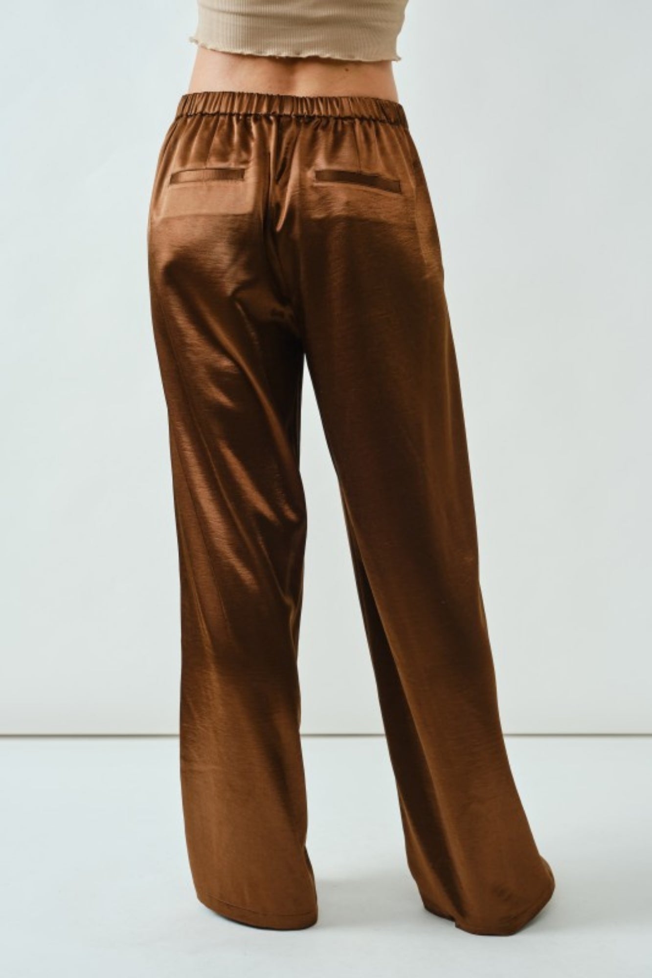 TEXTURED HEAVY WEIGT BROWN SATIN PANTS