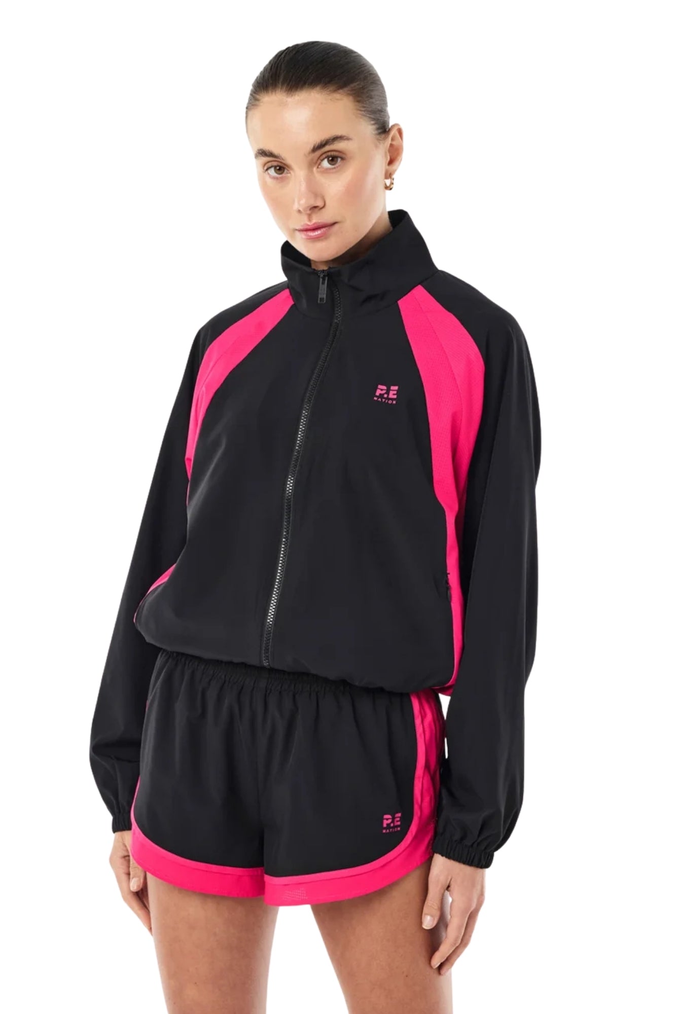 STRIDE JACKET IN BLACK AND COSMO PINK
