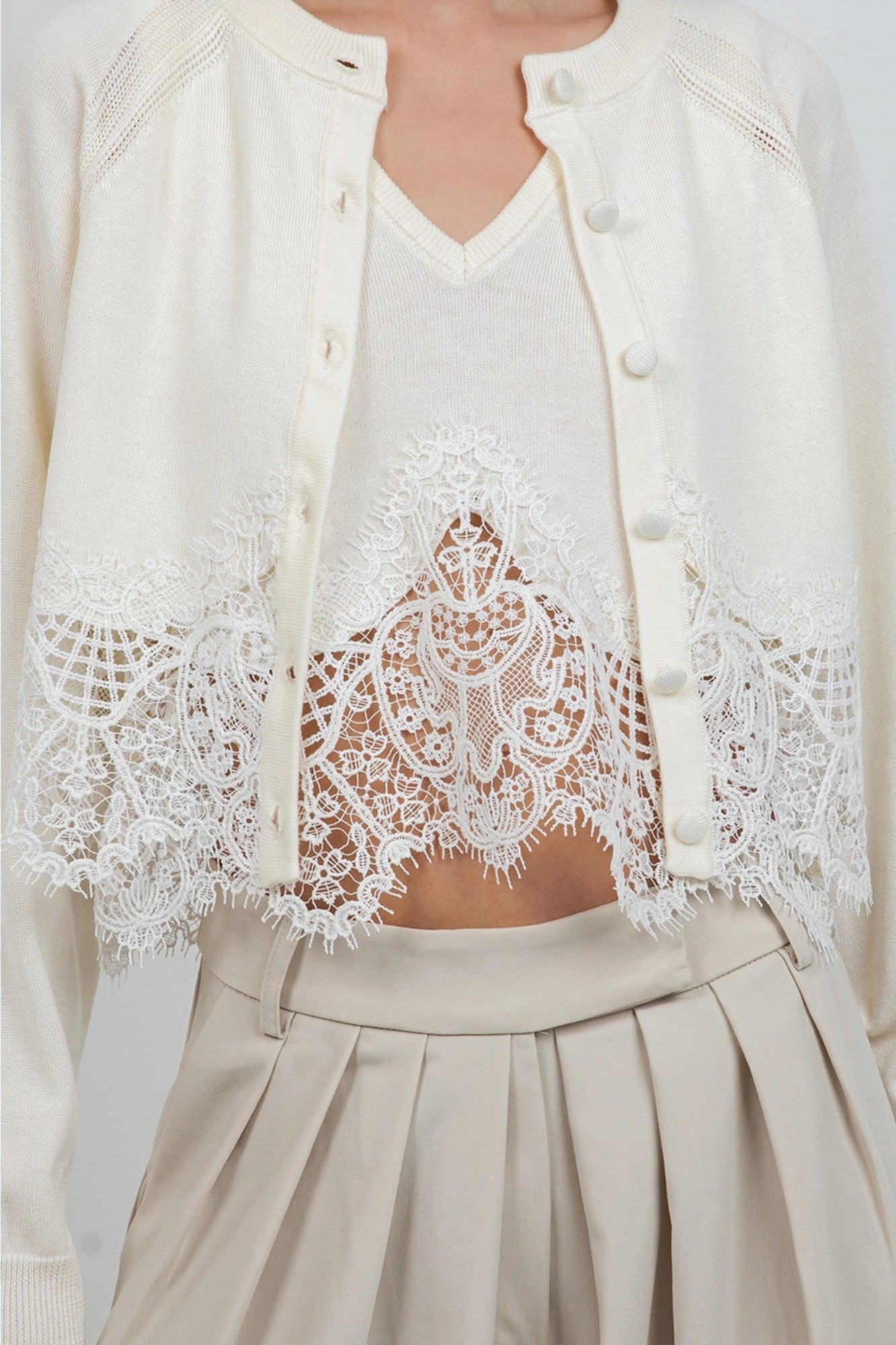 KNITTED SWEATER WITH LACE SET
