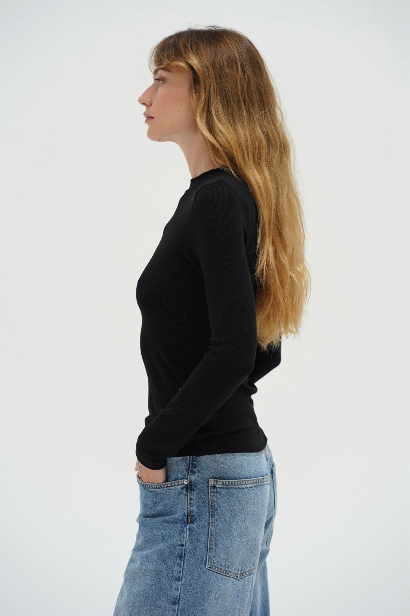 DALSTON RIBBED LONG SLEEVE BLACK 2X1 RIB