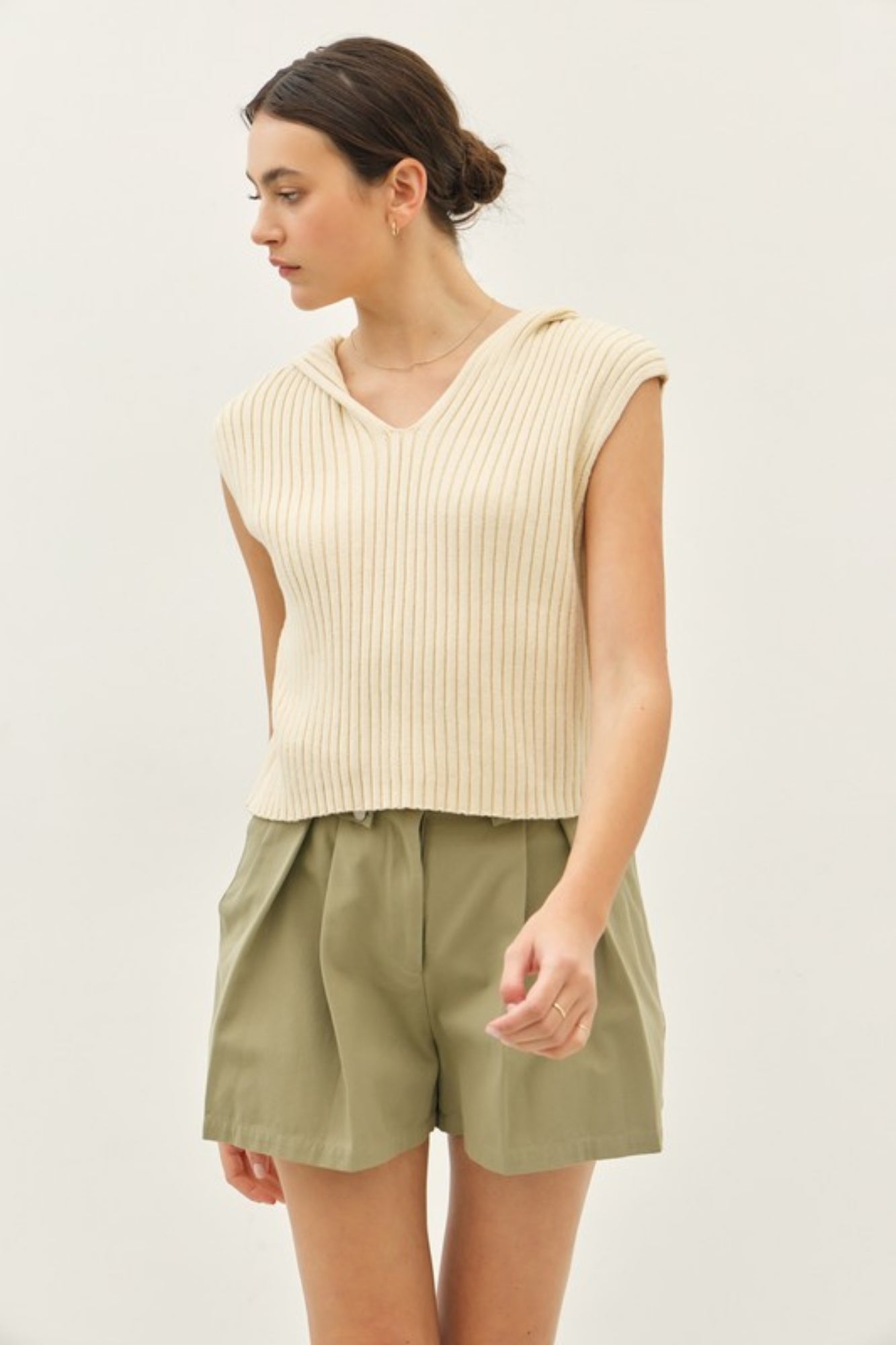 RELAXED FIT RIB HOODED BUTTER CREAM SWEATER TOP