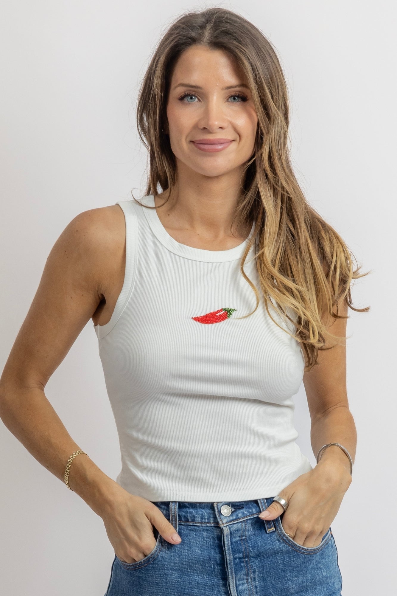 CHILI BEADED OFF WHITE TANK