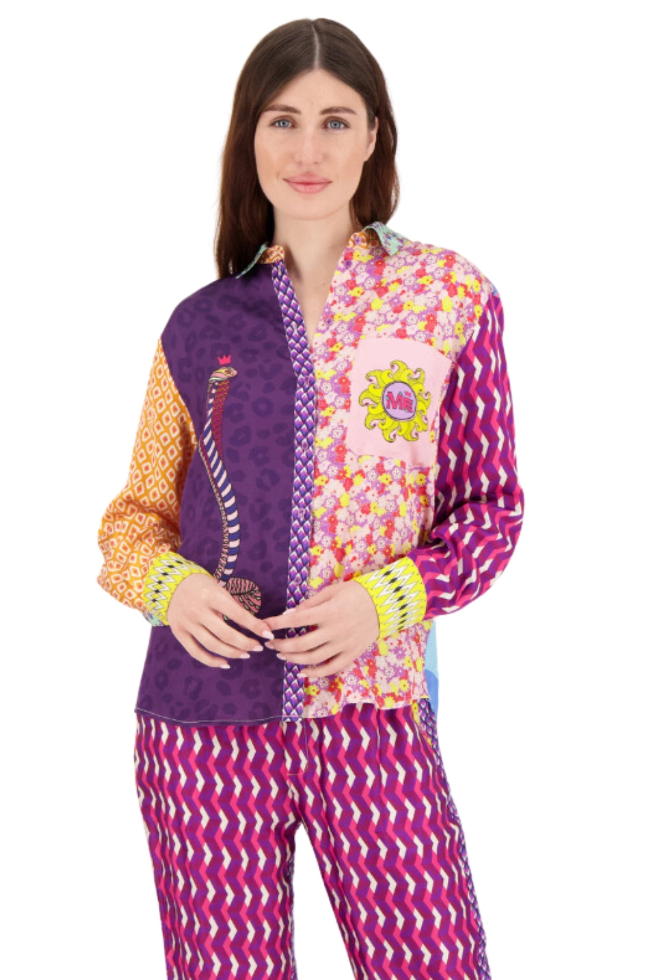 ISABEL PRINTED TWISTED LOVE SHIRT