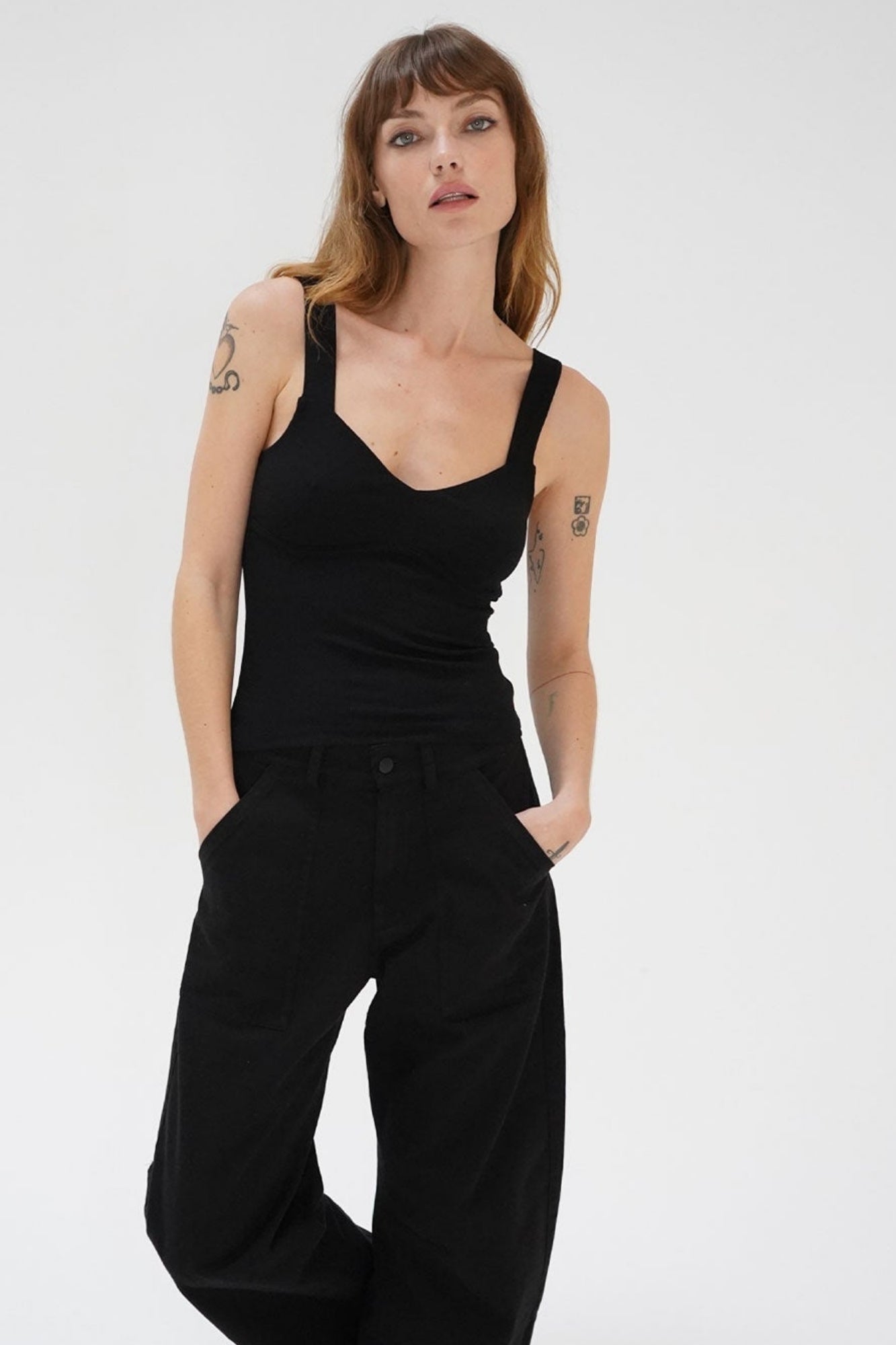 IVA RIBBED BLACK TANK