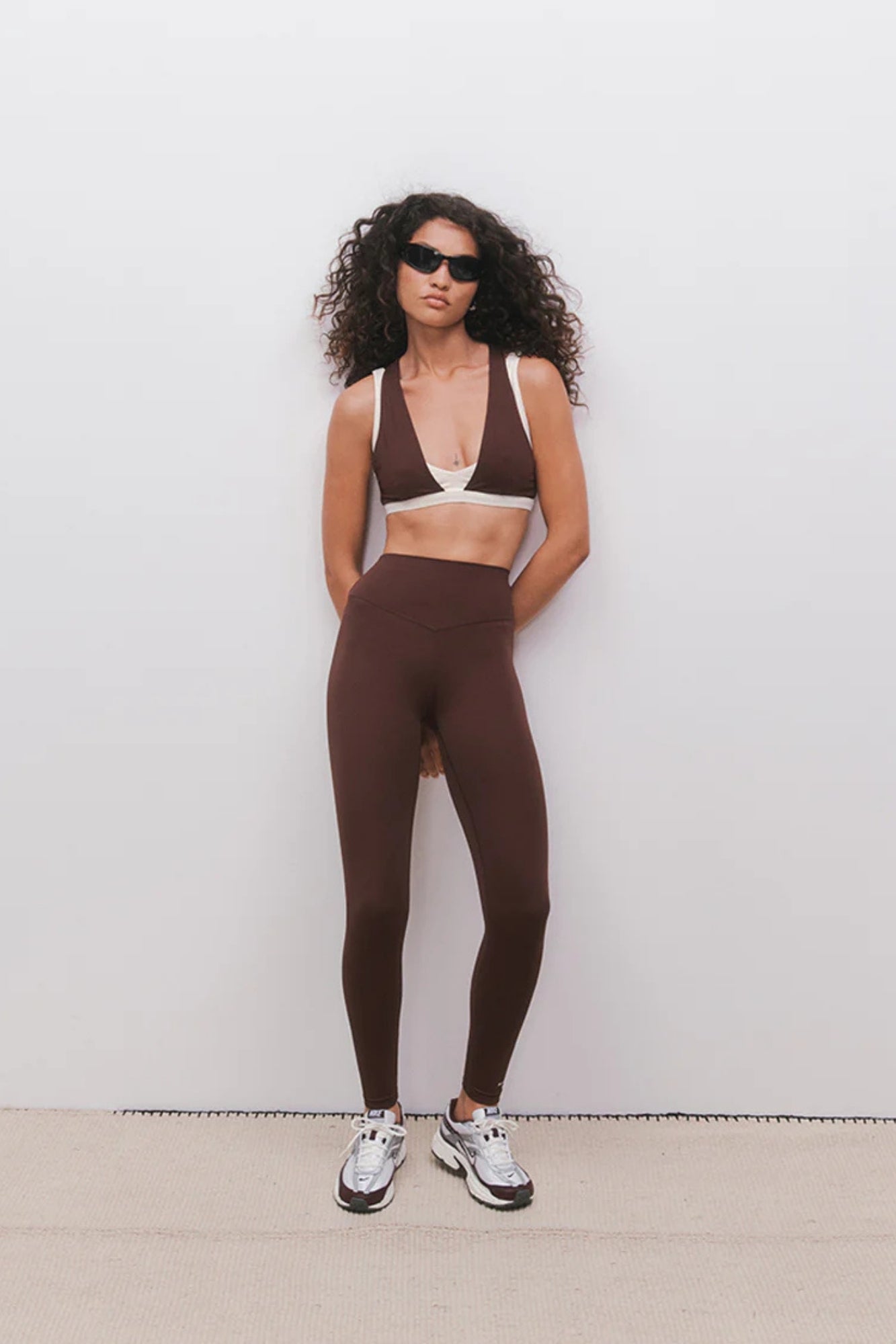 UNITY SPORTS BRA IN MAHOGANY AND WHISPER WHITE