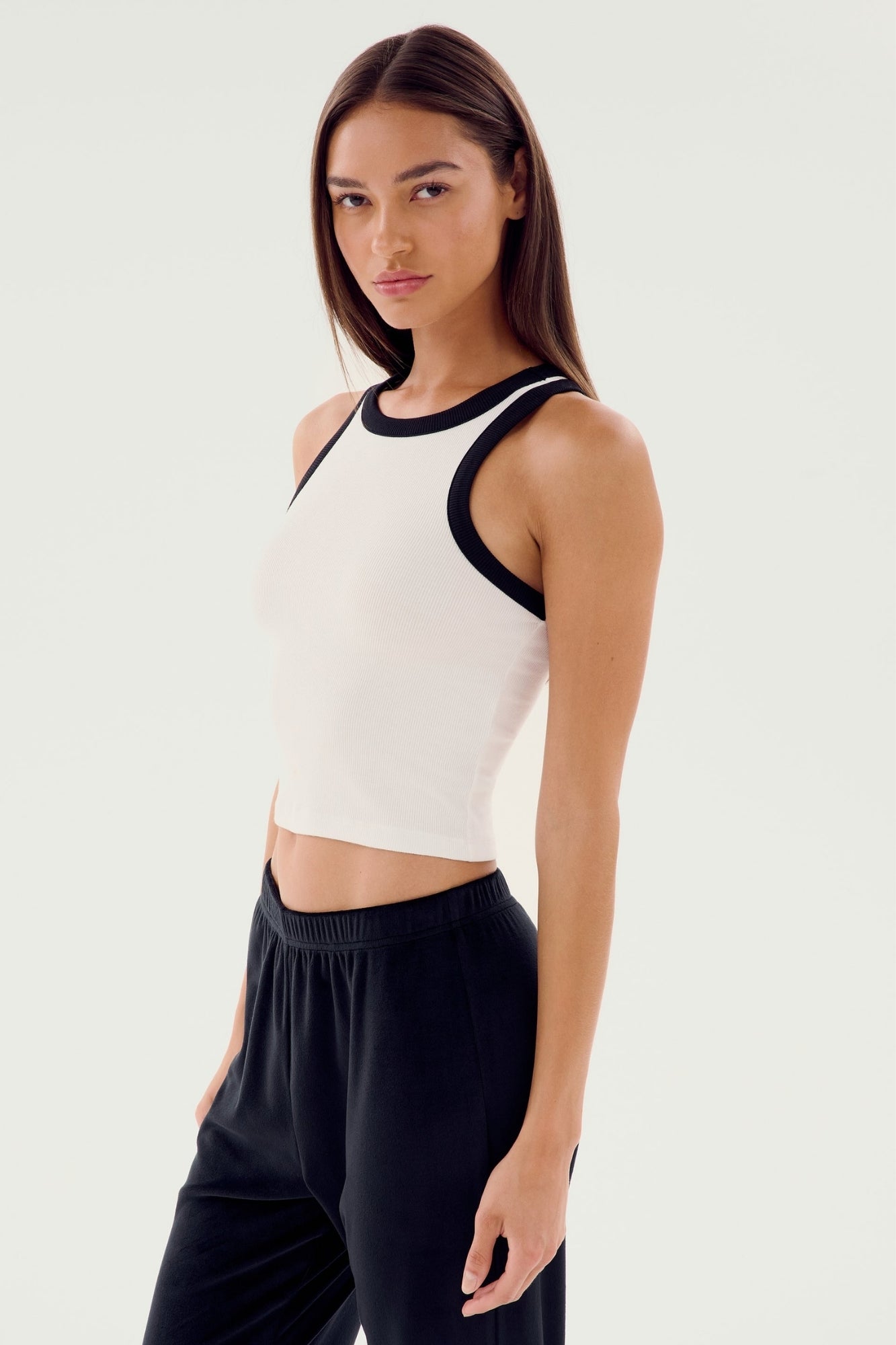 KIKI RIB BLACK AND WHITE CROP TANK