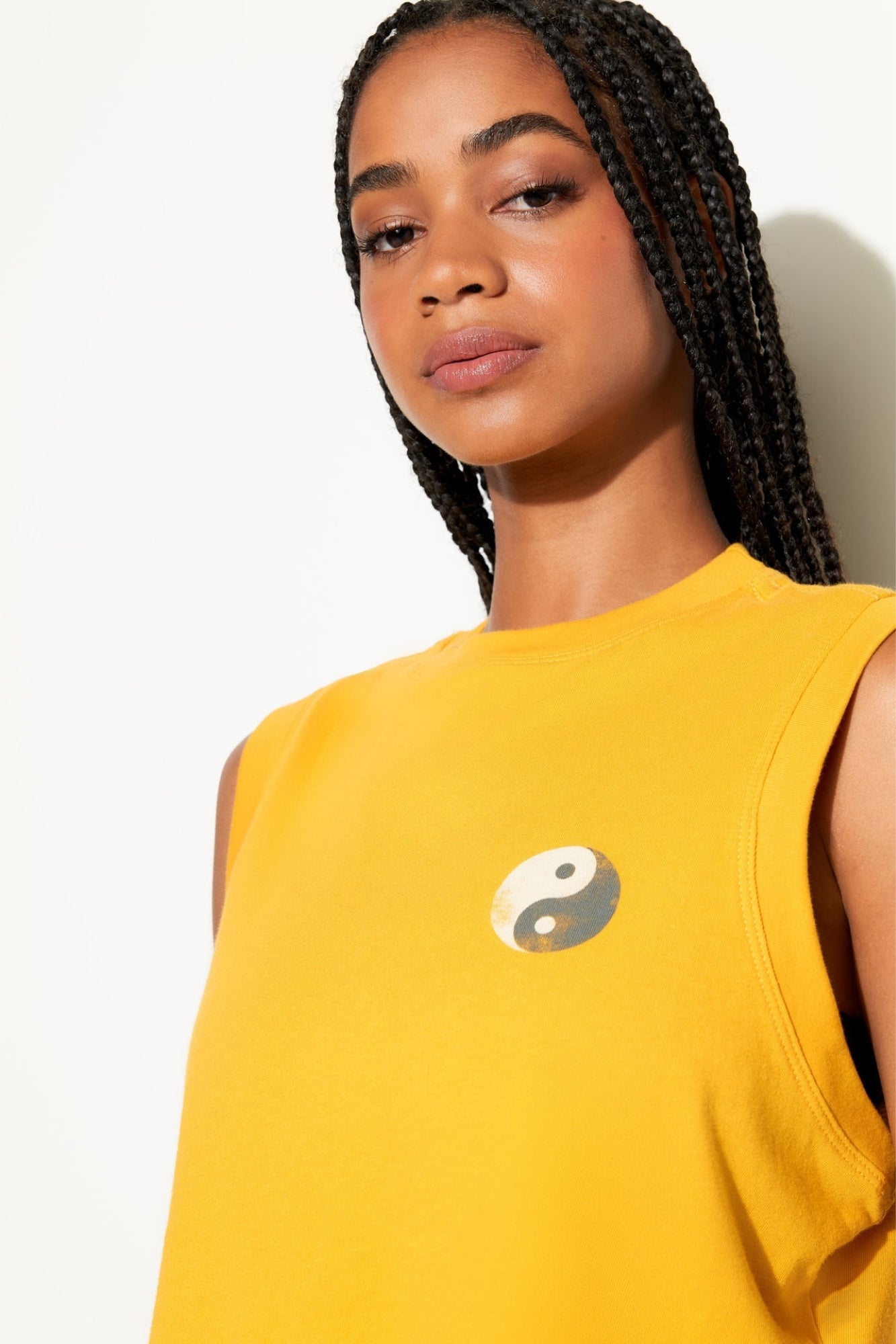 YIN YANG CRAWFORD SUNNY CROP TANK