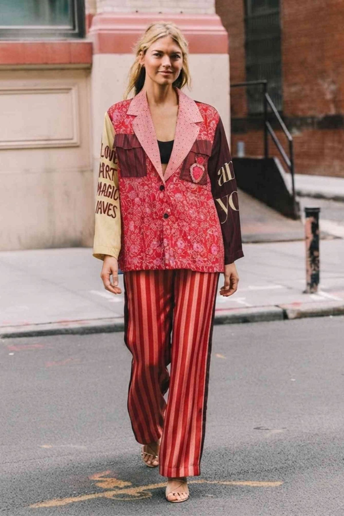 AUDREY RED AURA COLLAR JACKET
