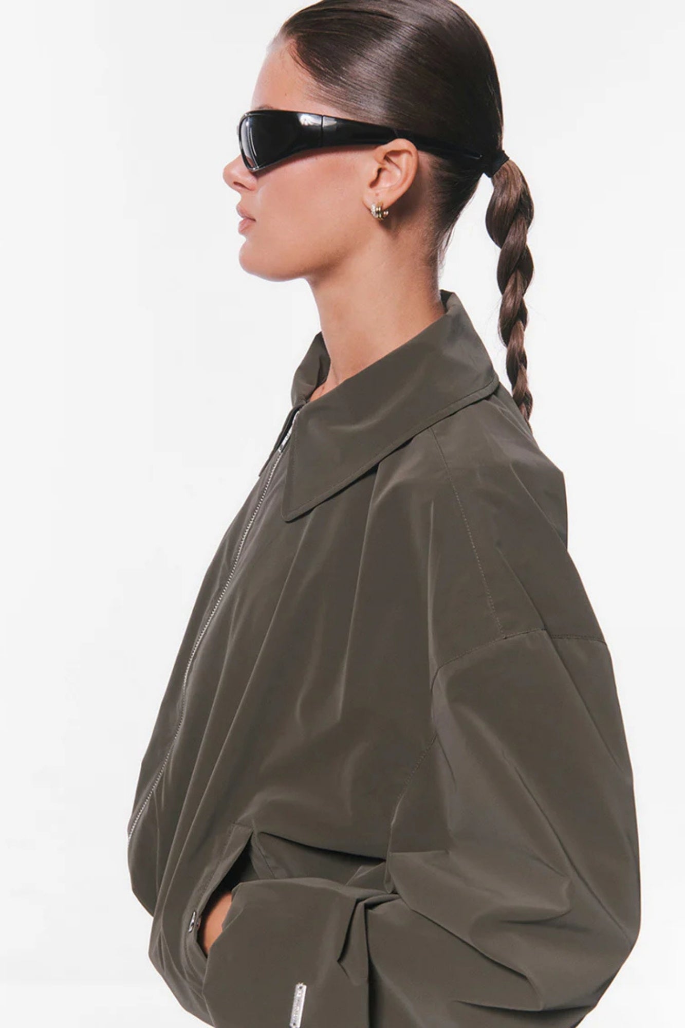 STUDIO JACKET IN DARK OLIVE