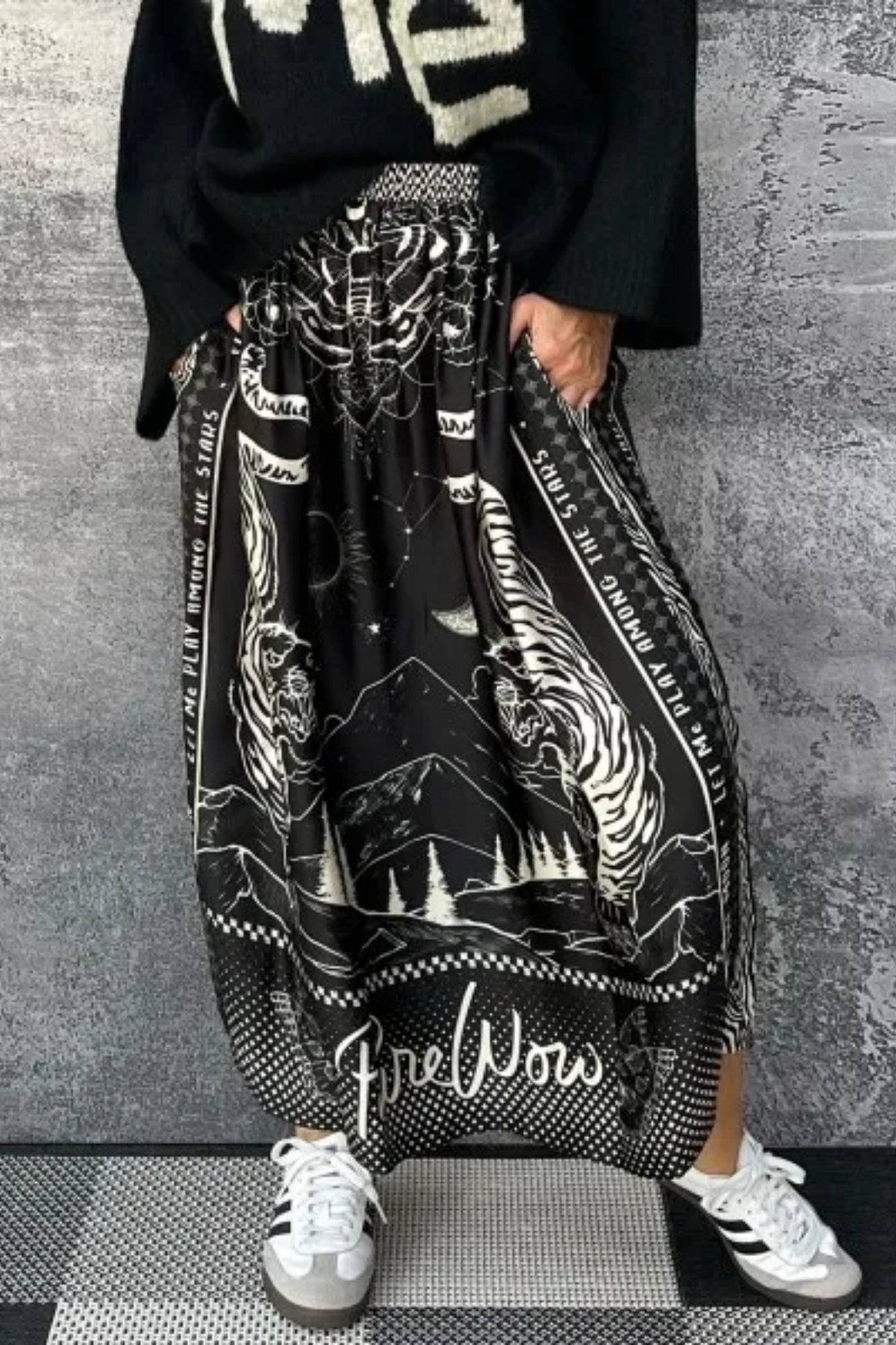 VANESSA PRINTED BLACK MAGIC MIDI SKIRT