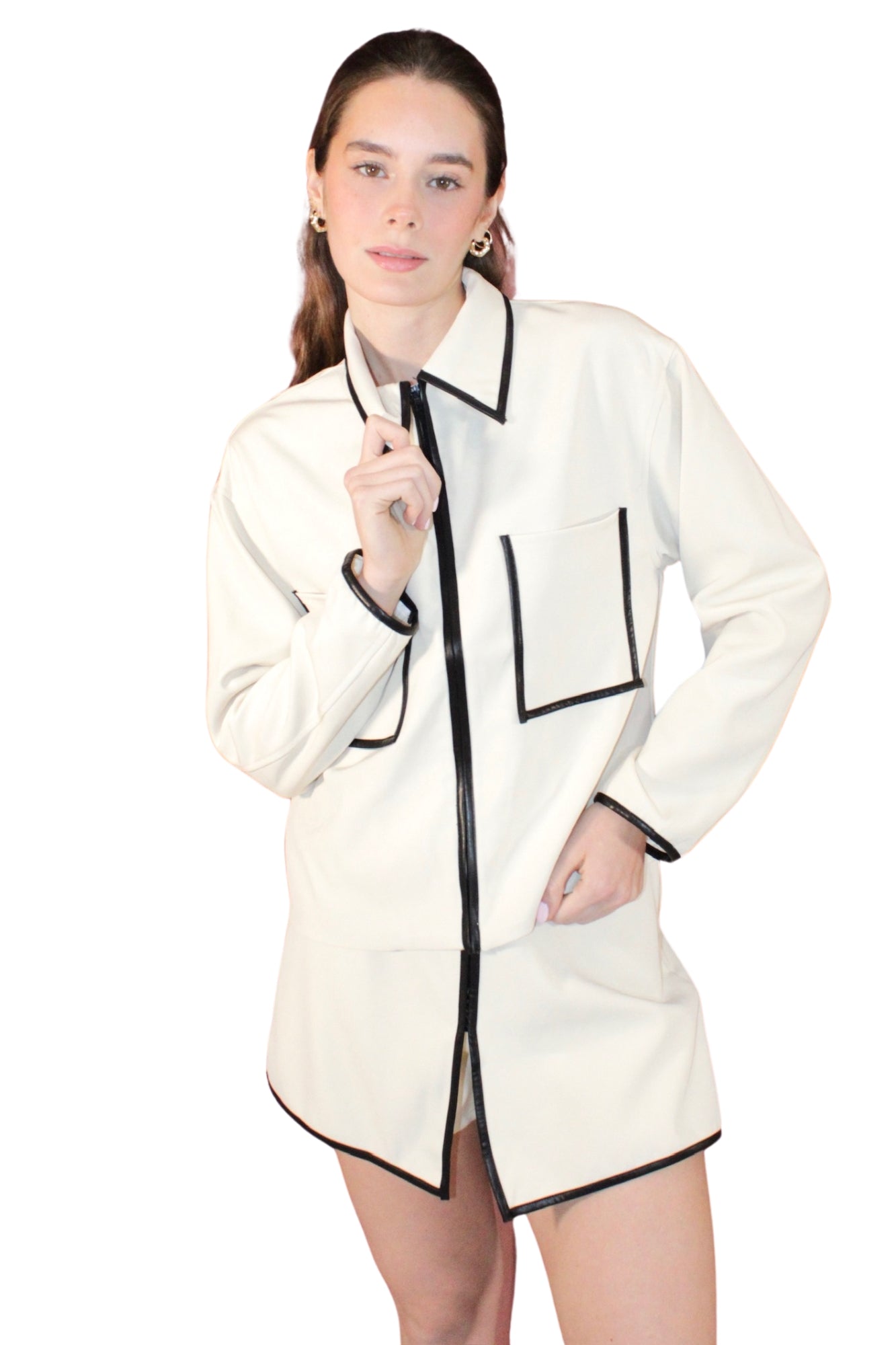 FAUX LEATHER PIPING DETAIL EGRET WHITE BLACK SET
