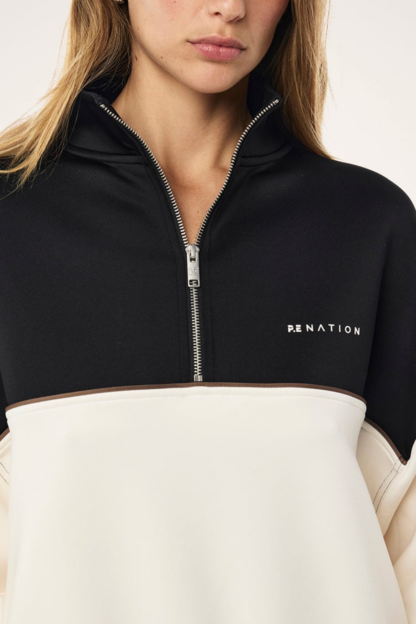 BOUNDLESS WHISPER WHITE CREAM ZIP NECK