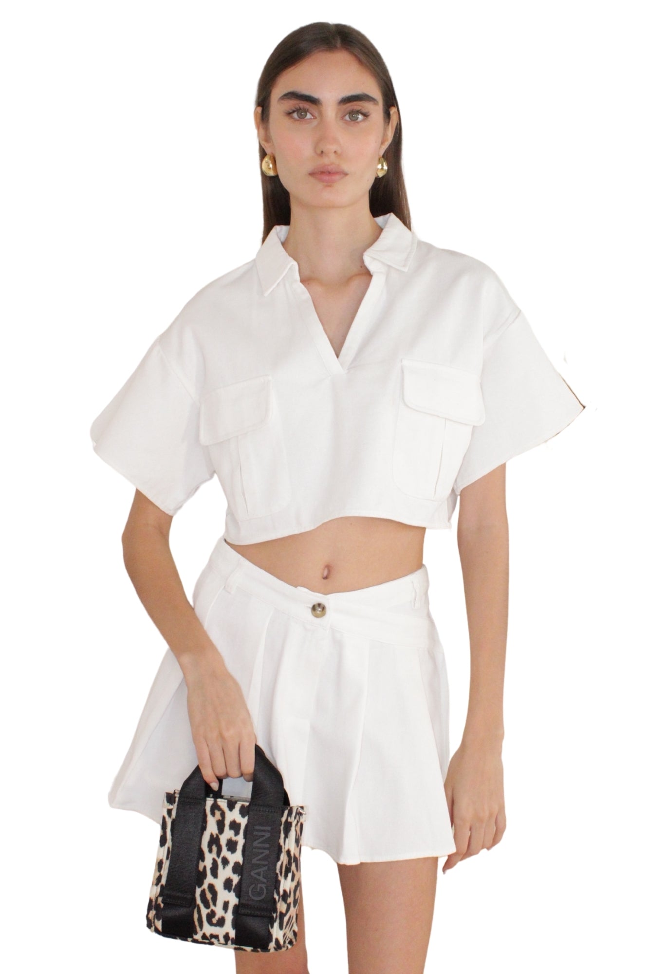 WHITE COLLARED PLEATED SET