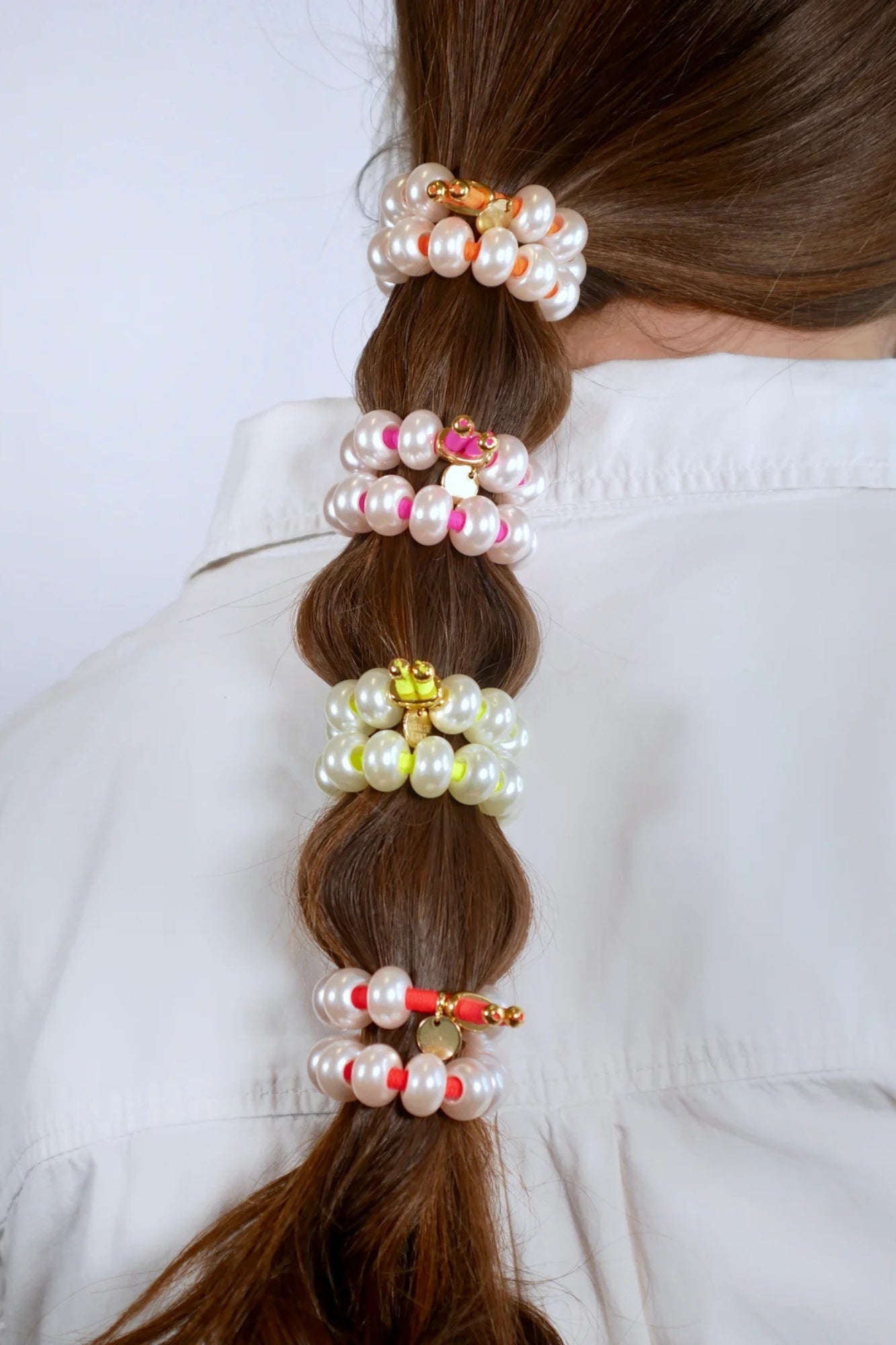 BICHOU PEARLY DONUTS NEON PINK HAIR TIE