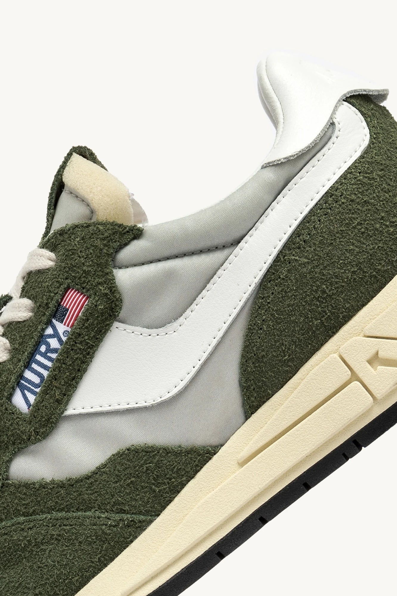 REELWIND LOW SNEAKERS IN GREEN AND WHITE NYLON AND SUEDE