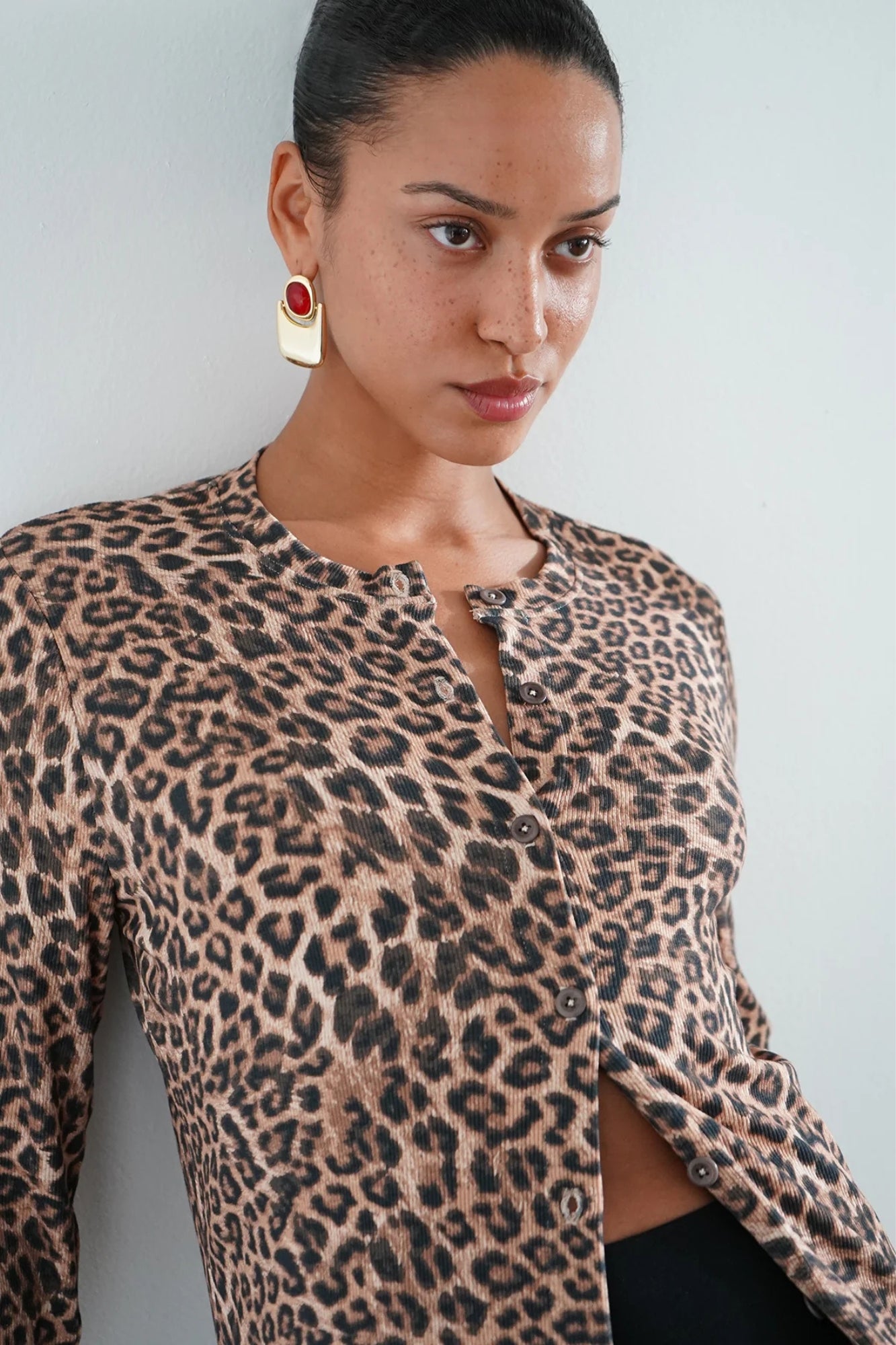 MIRA RIBBED CARDIGAN LEOPARD