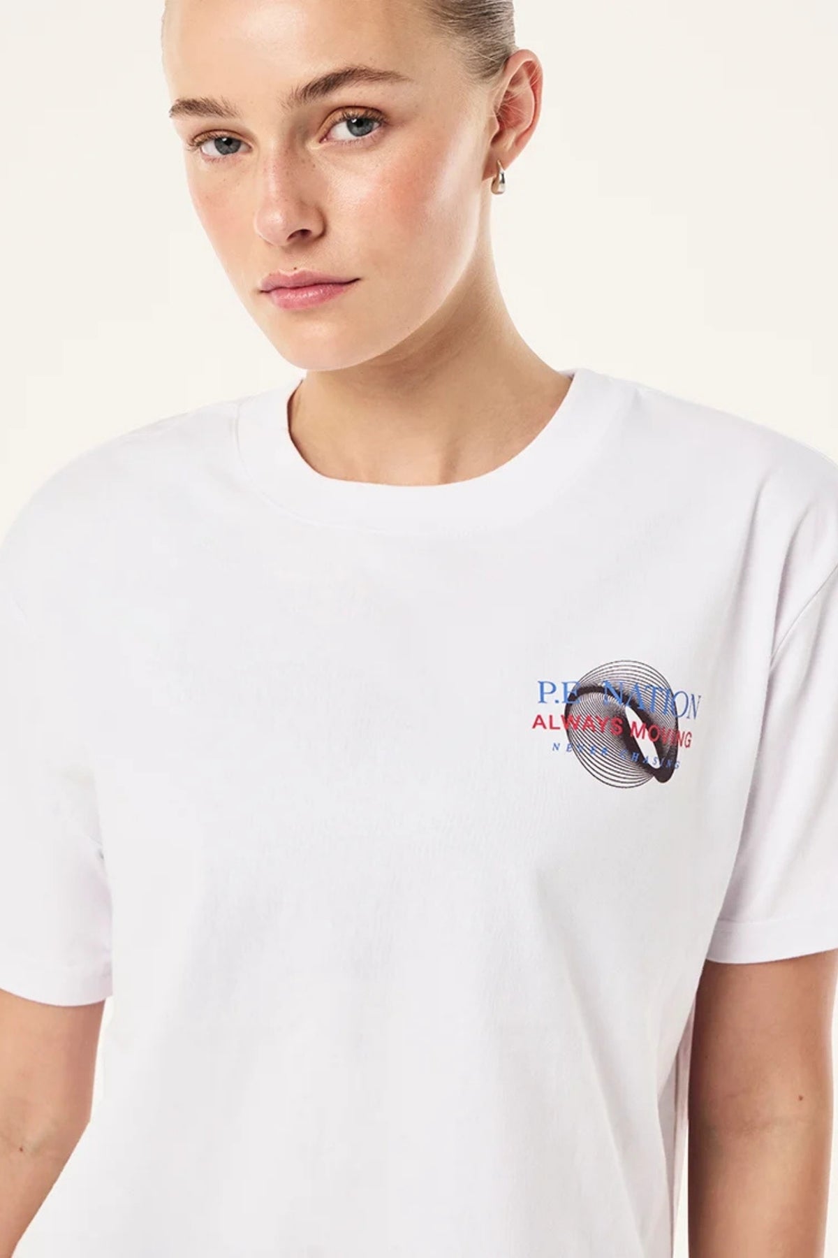 SNAP RELAXED FIT TEE IN WHITE