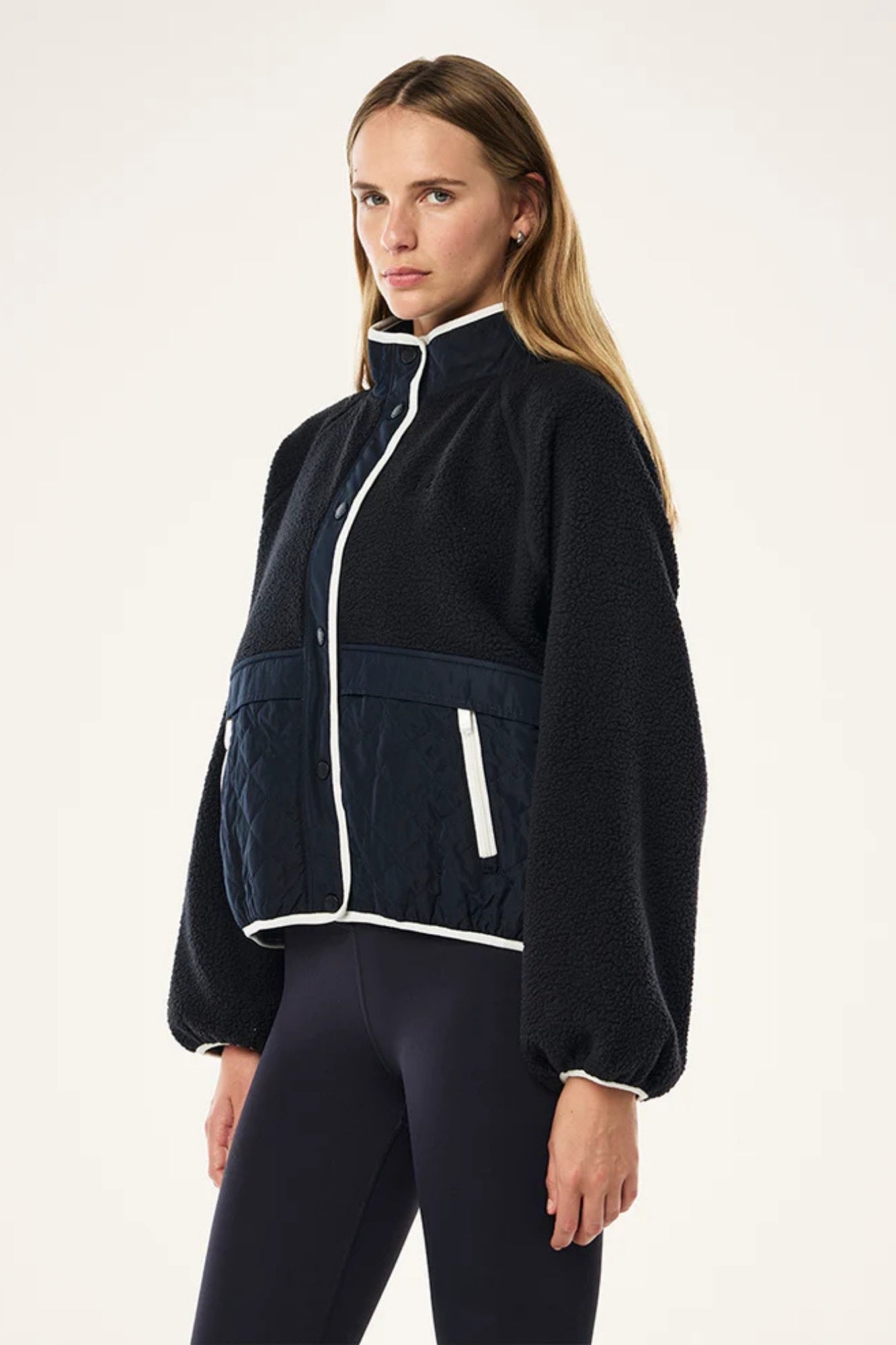 TECHNIQUE QUILT DARL SAPPHIRE JACKET