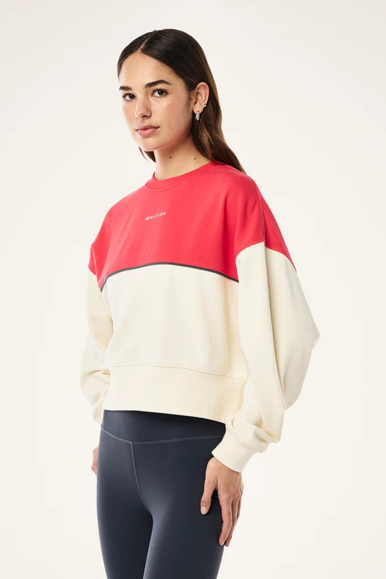 SHIFT WHISTER WHITE STRAWBERRY SWEAT