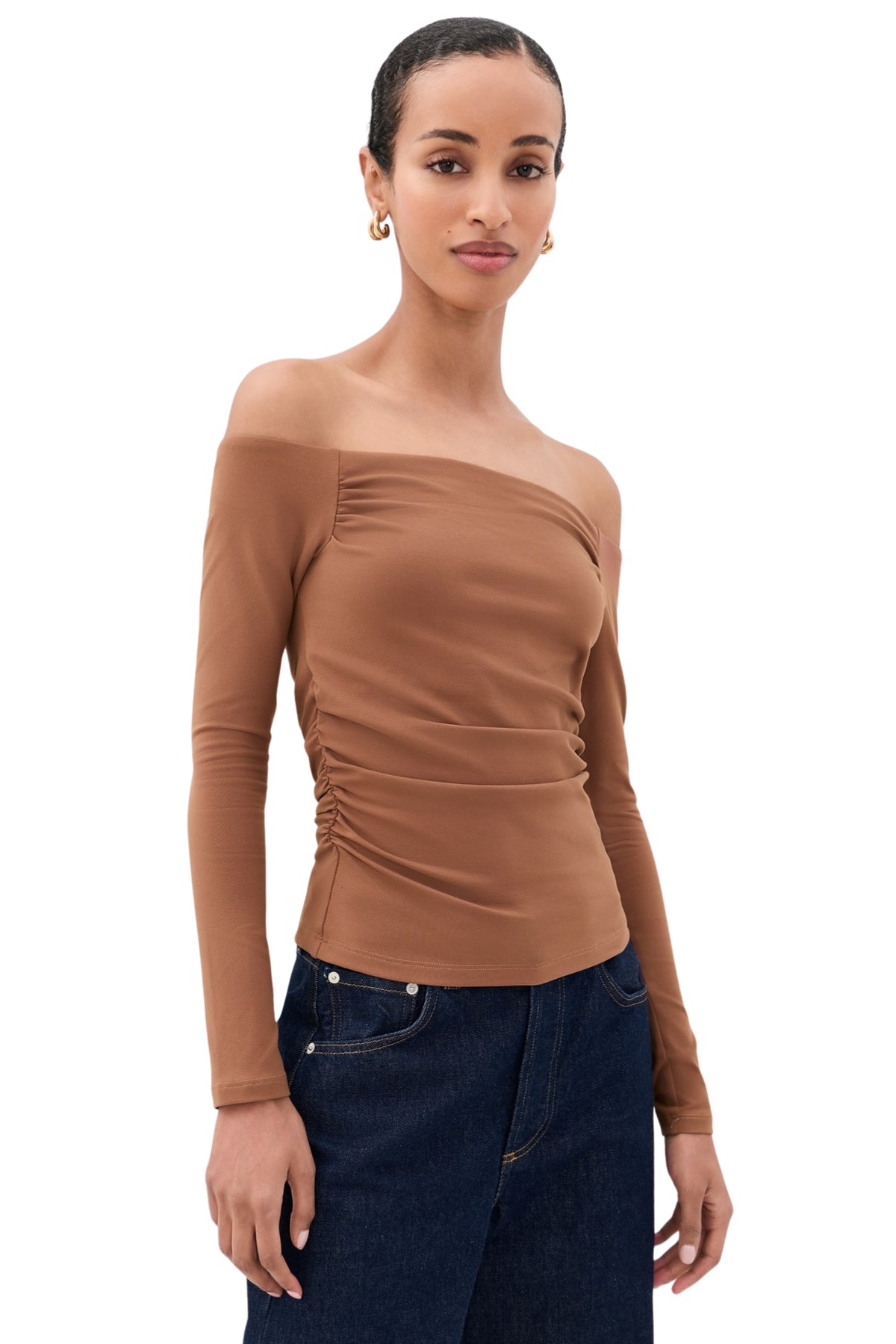 OFF SHOULDER LONG SLEEVE TOP IN TOAST