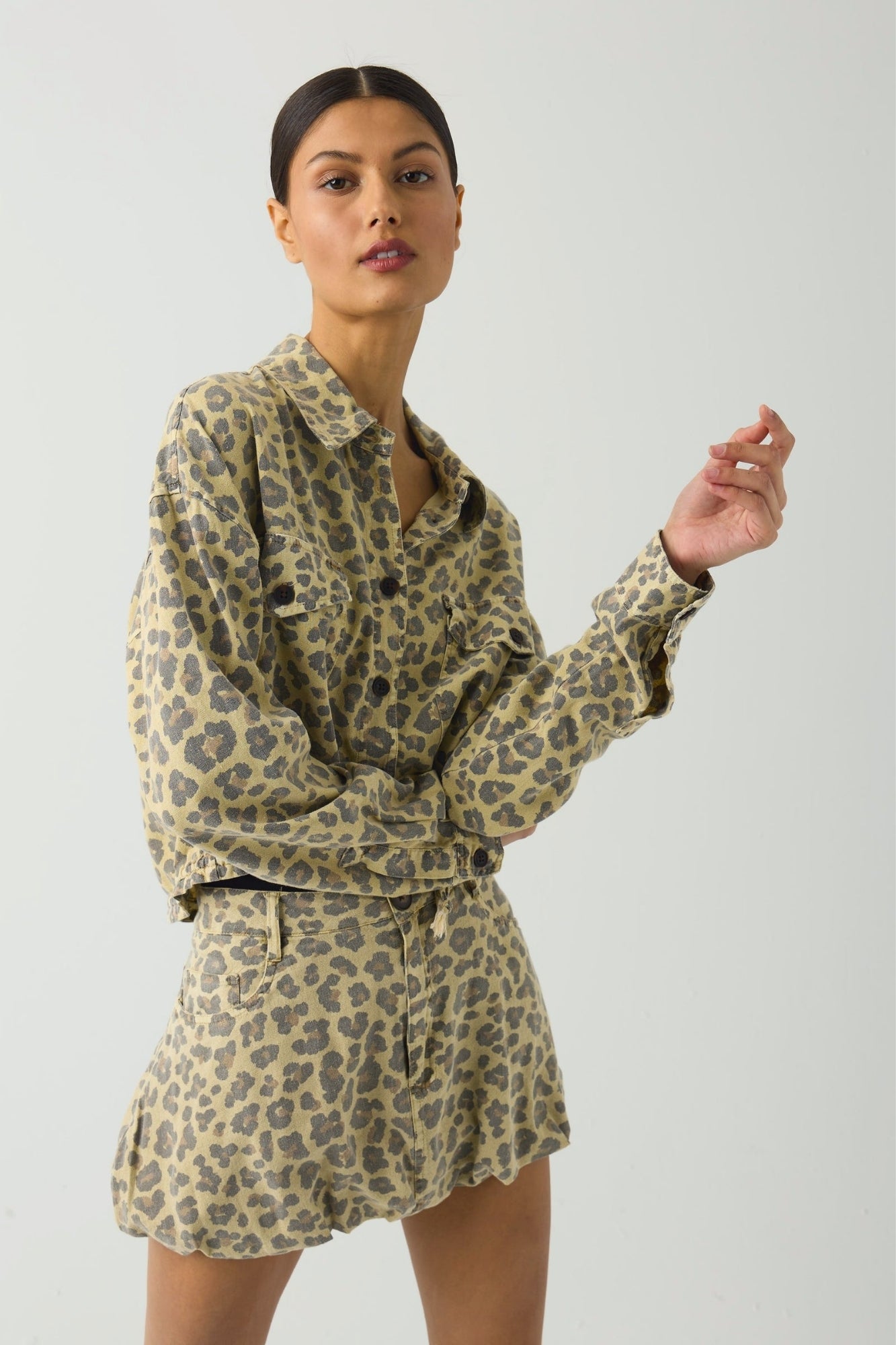 WILD STORY LEOPARD PRINT SHIRT