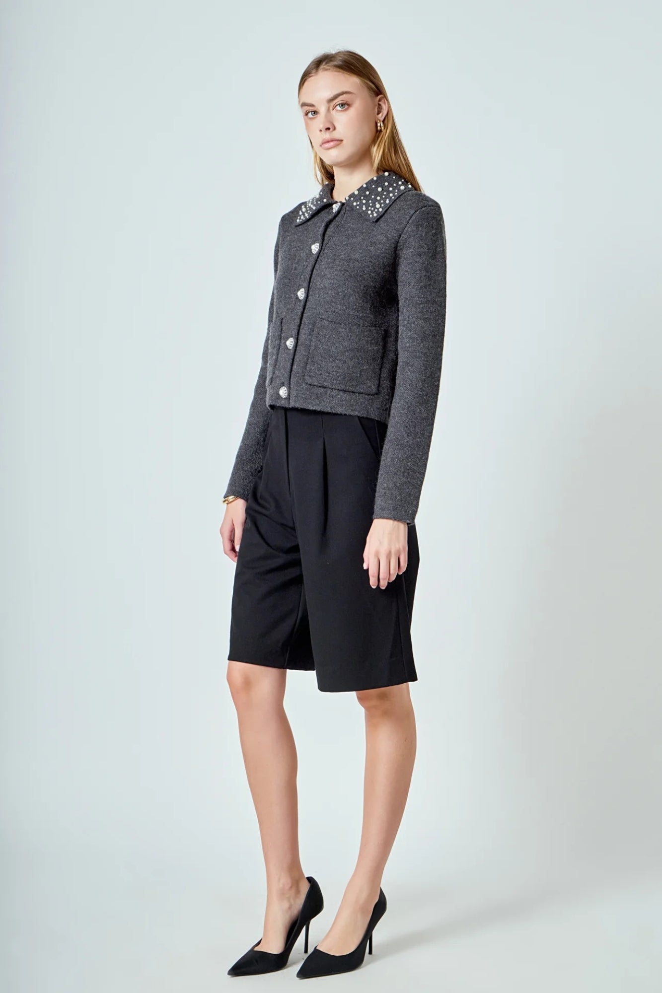 PEARL EMBELLISHED COLLAR GREY CARDIGAN