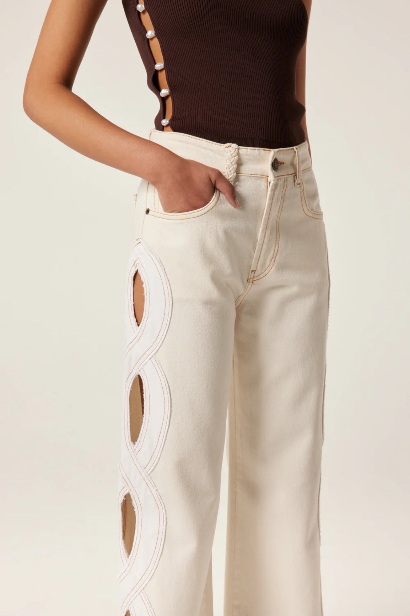 POUJA OFF WHITE PANT