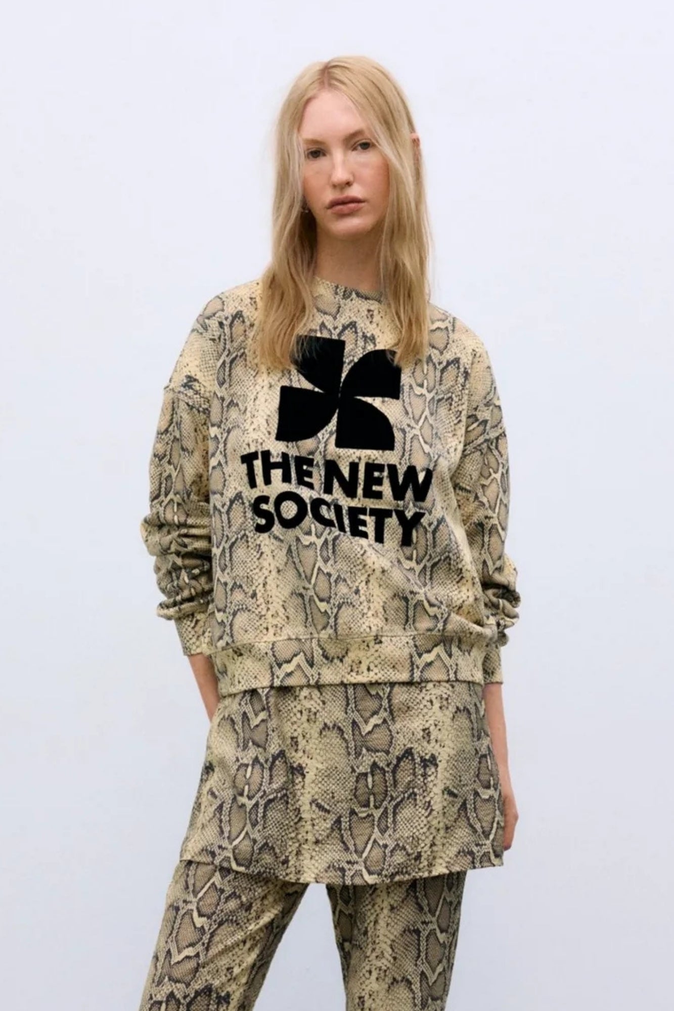 SWEATSHIRT NETTLE PRINT LOGO