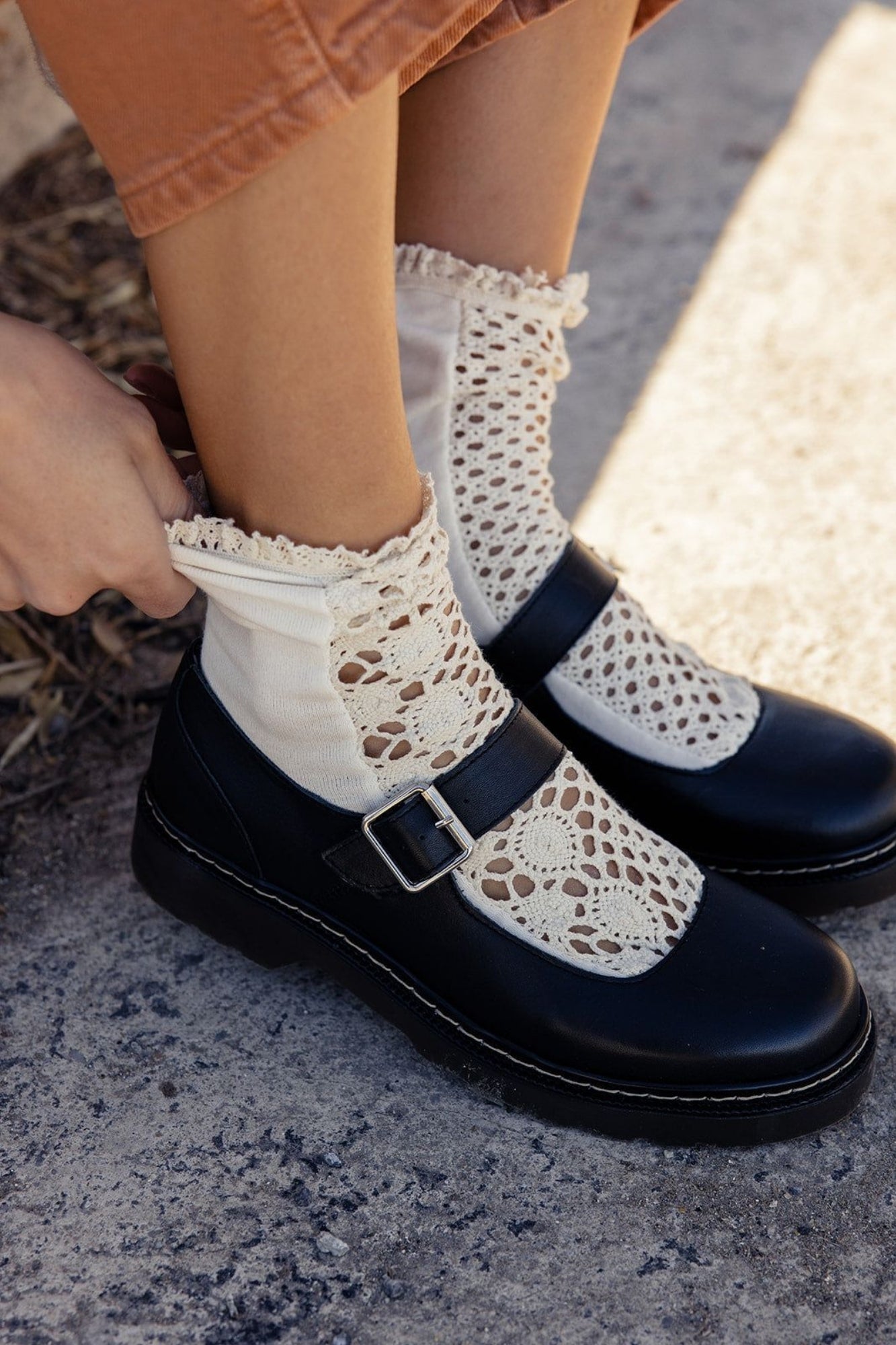 RUBIES IVORY CROCHET SOCKS