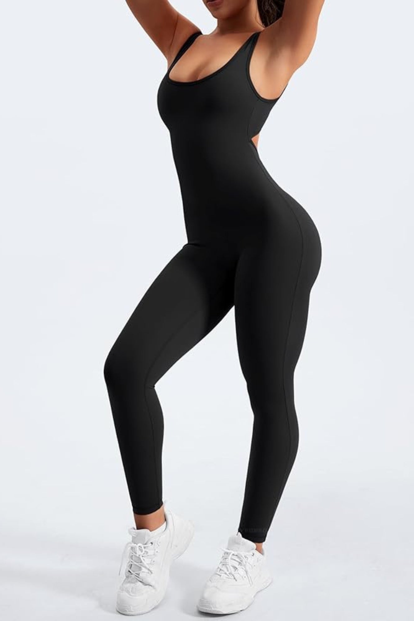 SLEEVELES YEOREO BLACK JUMPSUIT