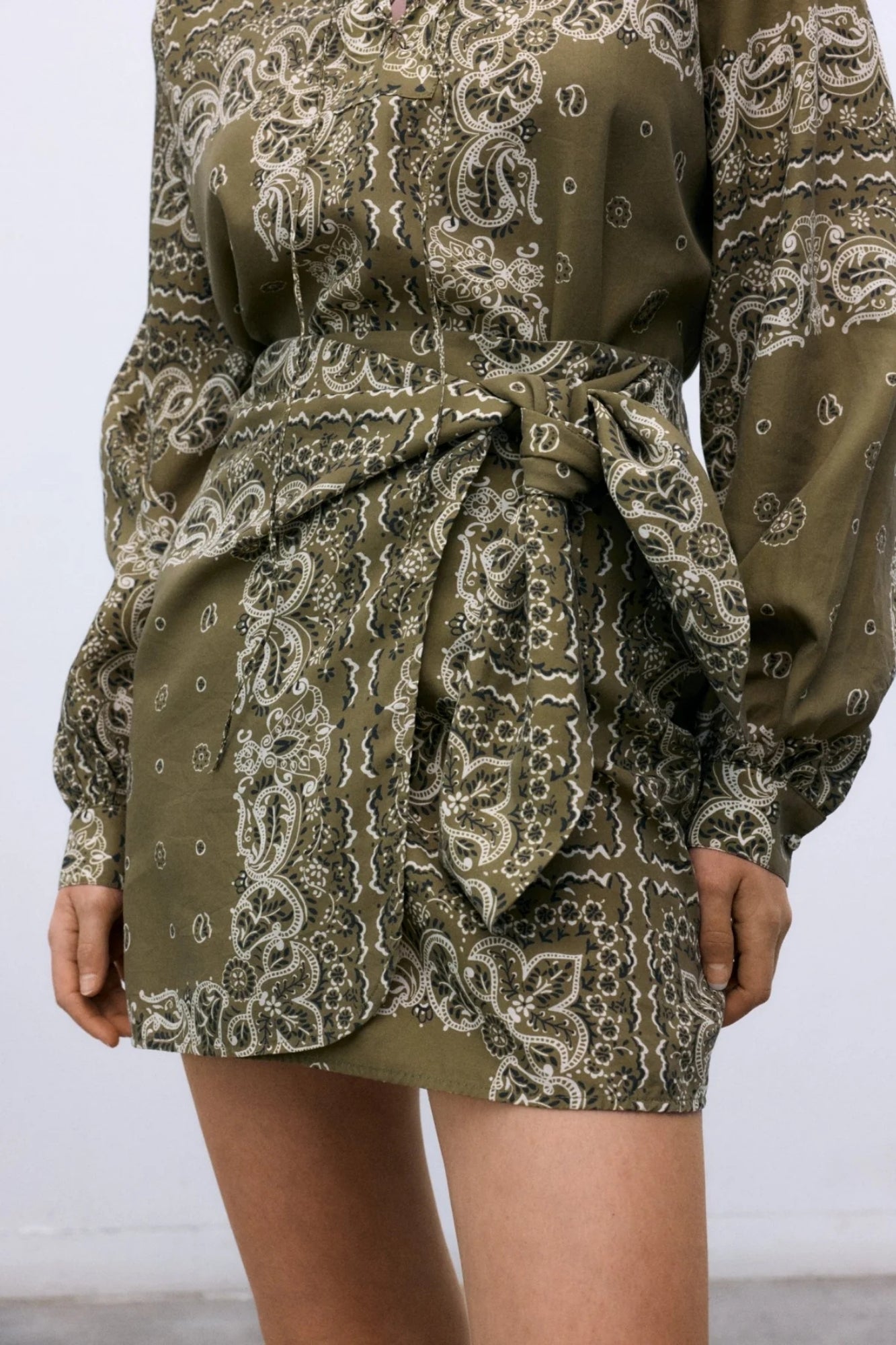 WATERLILY SKIRT BANDANA PRINT