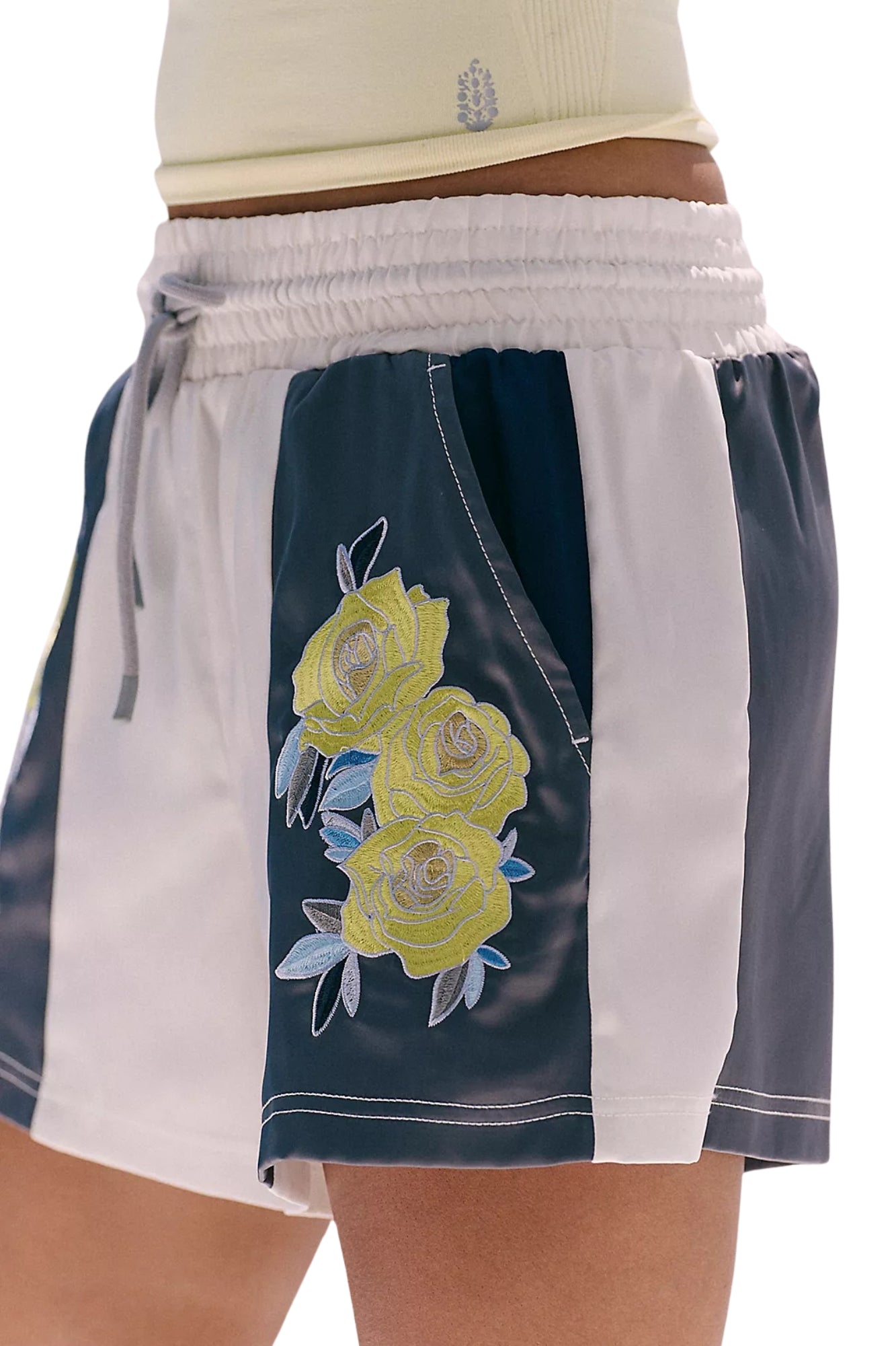 IN THE RING WILD WIND SHORT
