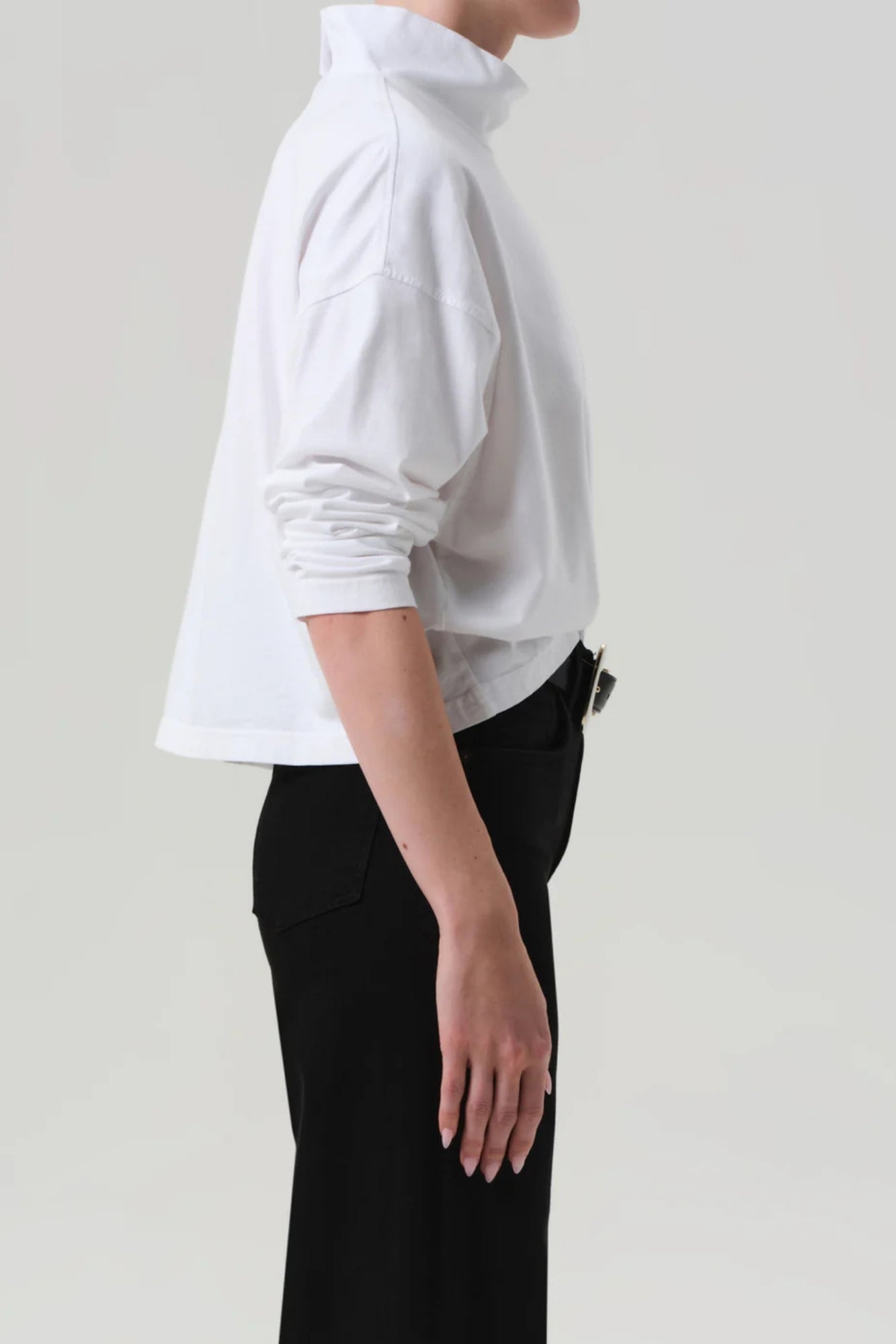 NOLA WHITE TURTLENECK