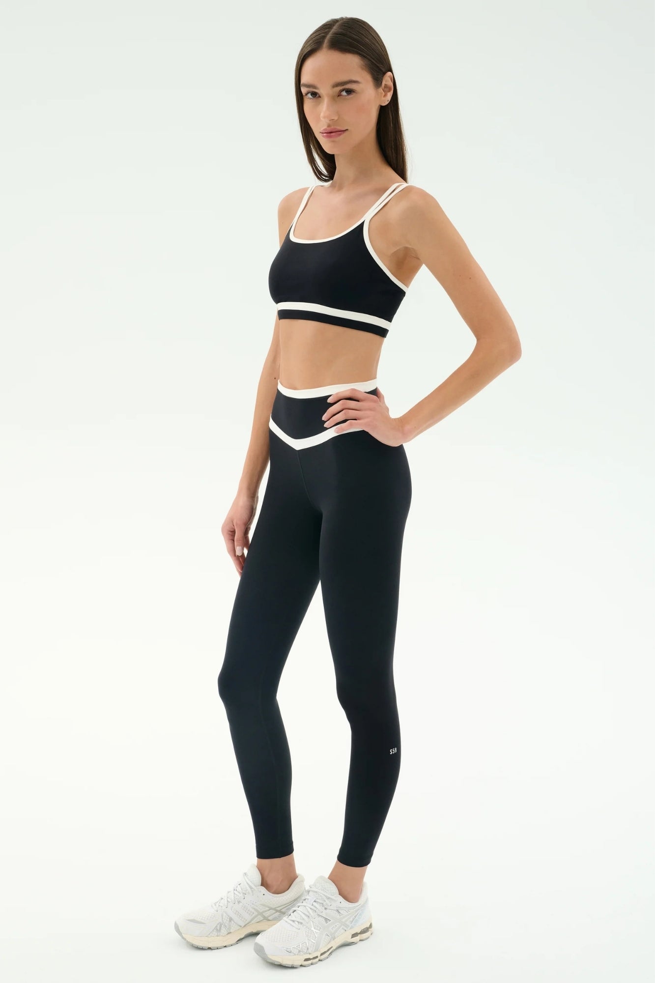EVA MASON BLACK WHITE DOUBLE RIGOR SET