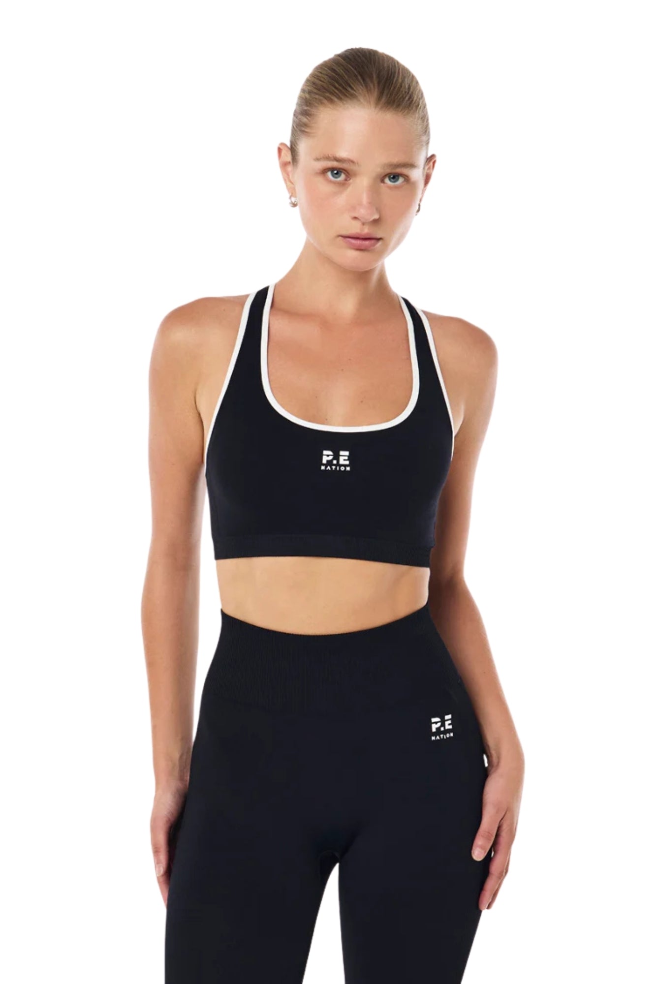 ADAPTION SEAMLESS SPORTS BRA IN BLACK AND OPTIC WHITE