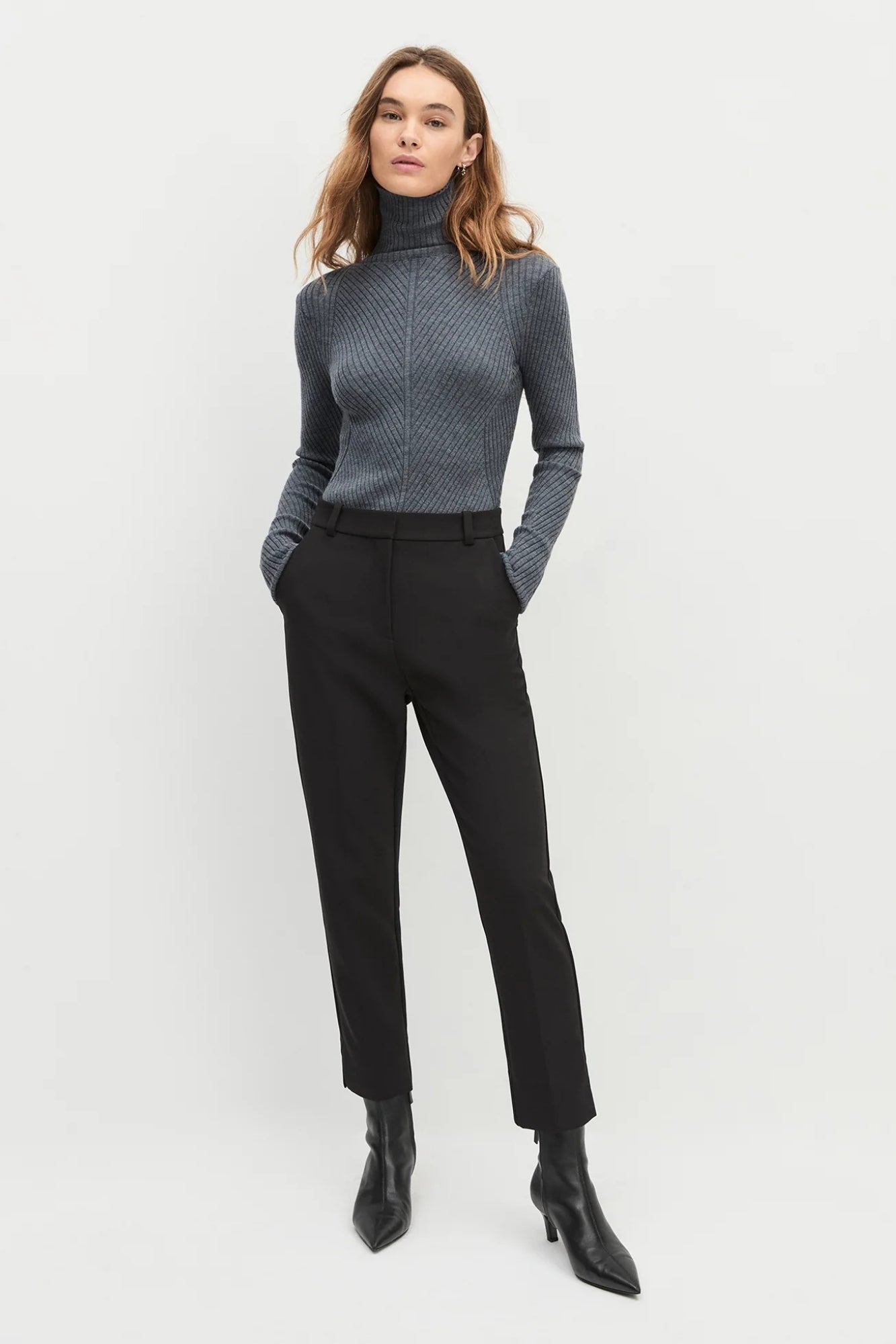 THE BE YOUR GIRL CHARCOAL TOP